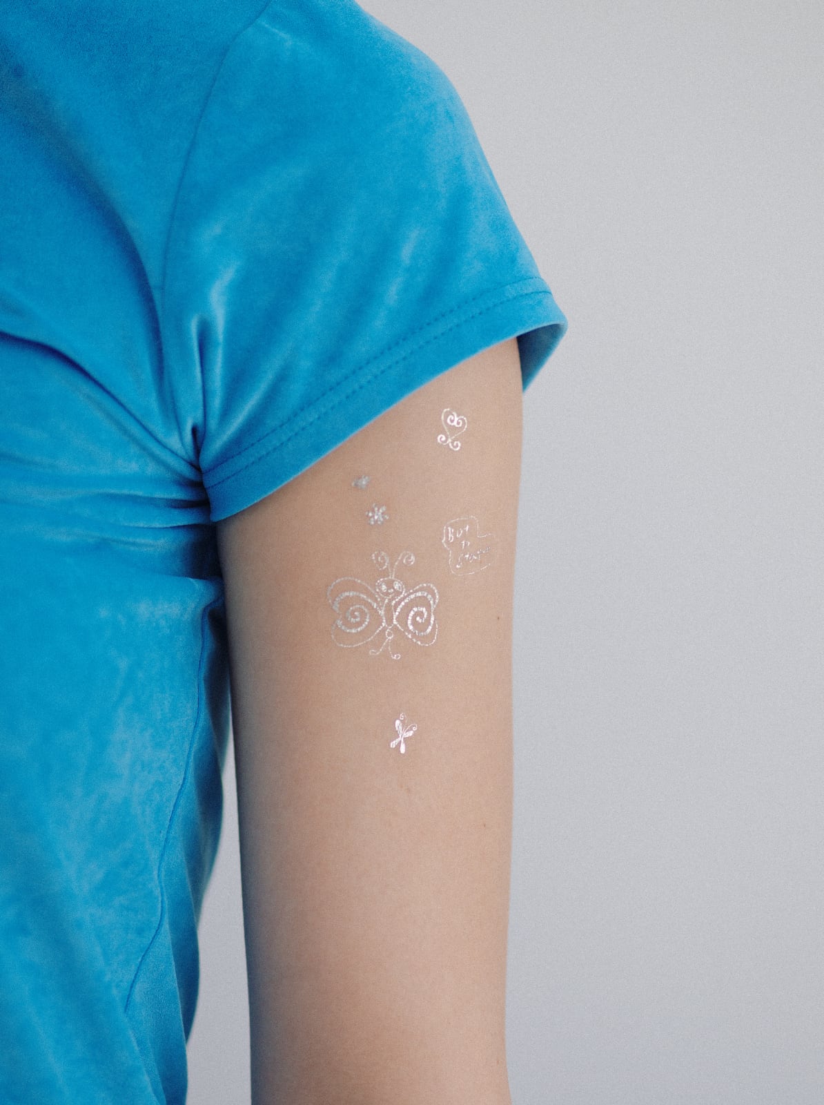 Tattoo Sticker: Fluttering Heart (Beam)
