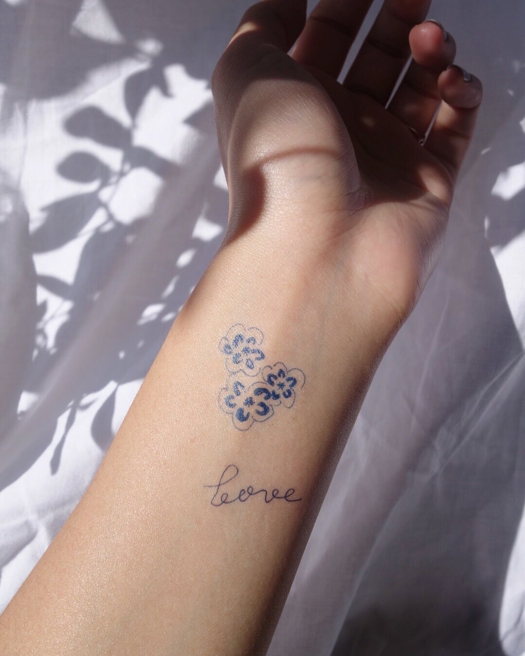 Tattoo Sticker: indigo up