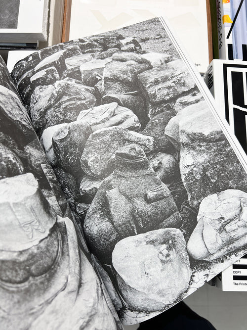 PRESS PAINTINGS  / Sebastian Riemer