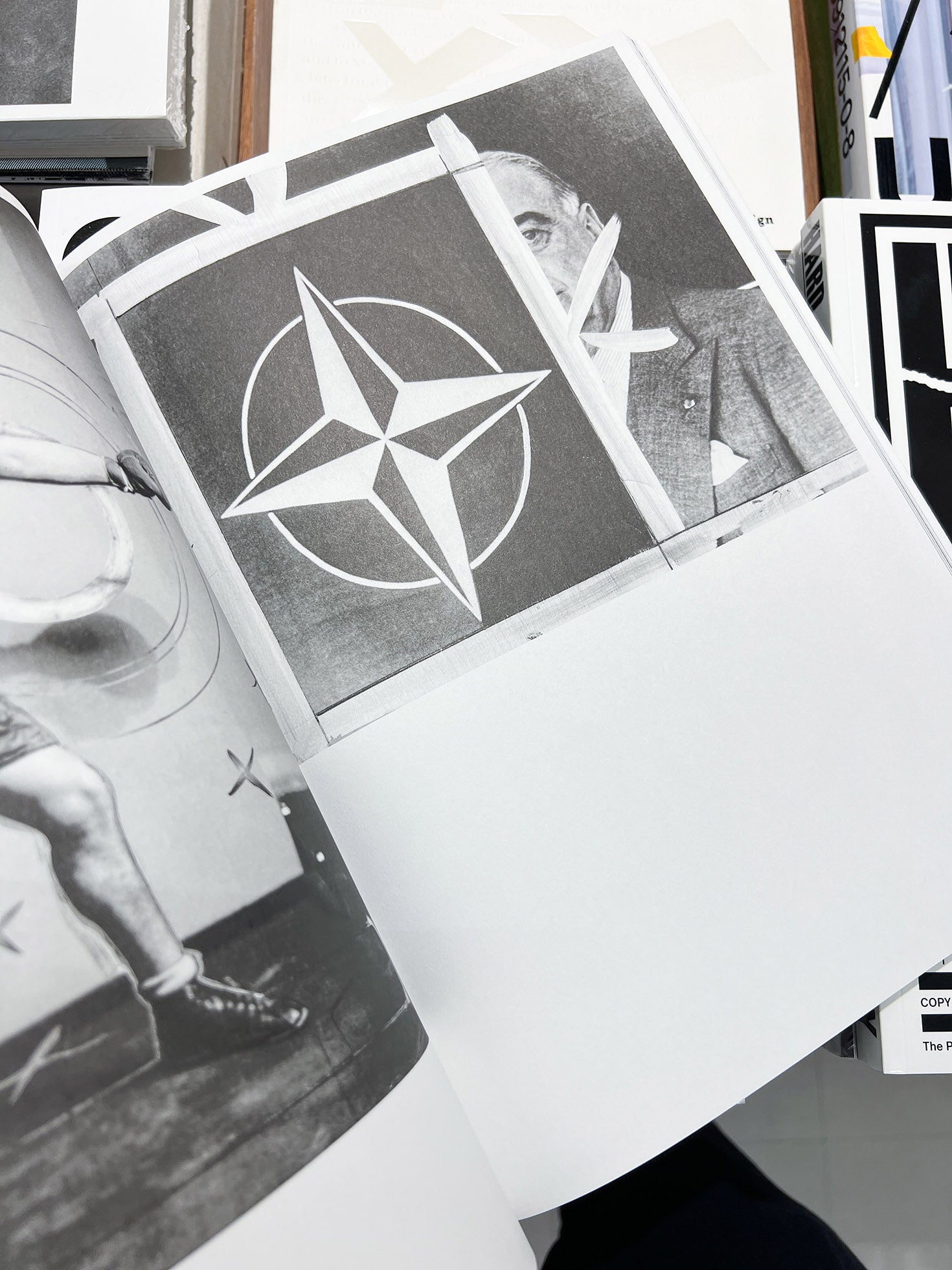 PRESS PAINTINGS  / Sebastian Riemer