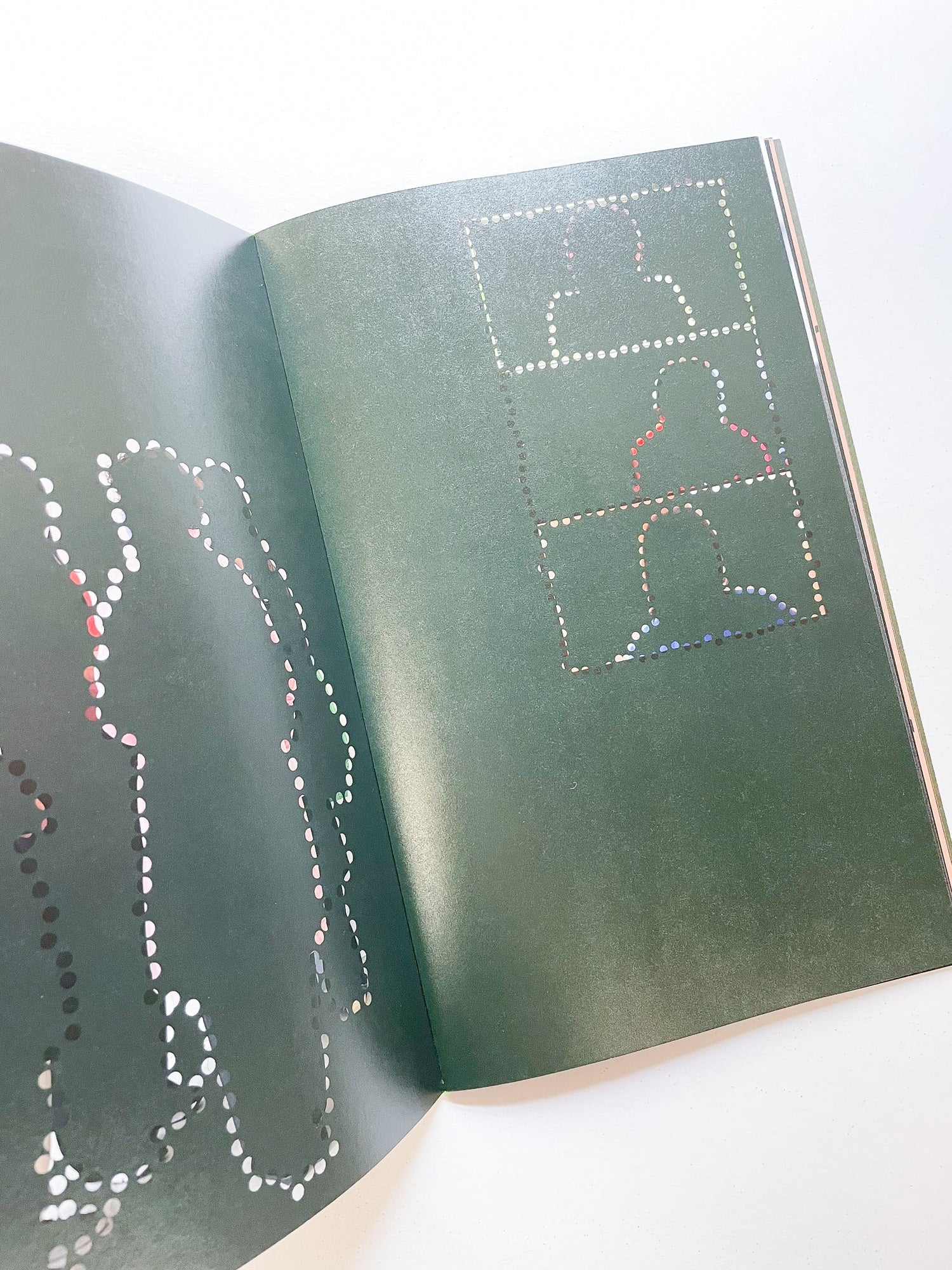 日々 粒々（DOTS DAYS） -ZINE / Seri Tanaka