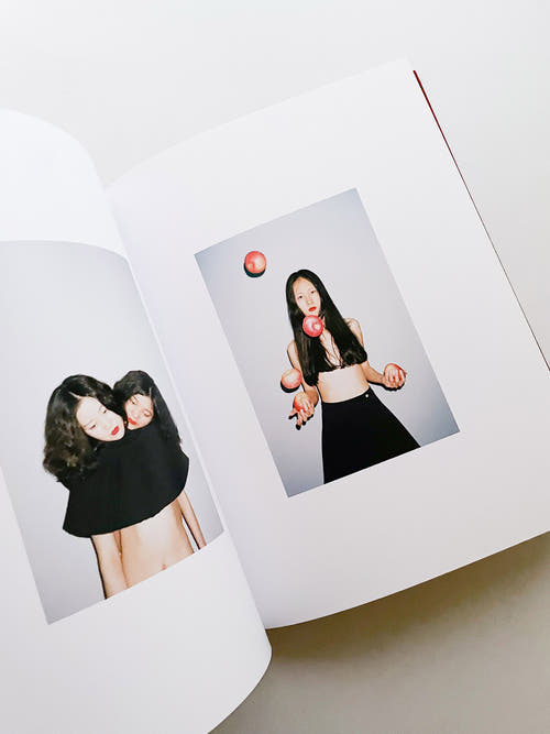 我母親 for my mother／任航 Ren Hang