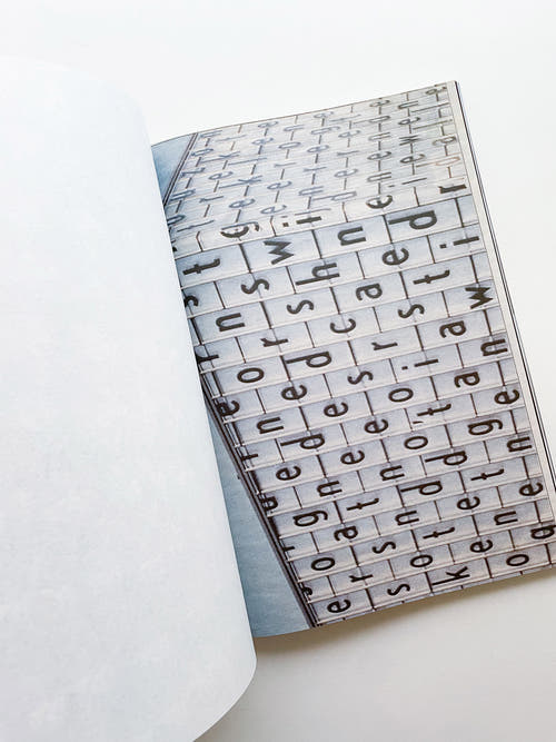 Motion / Karel Martens