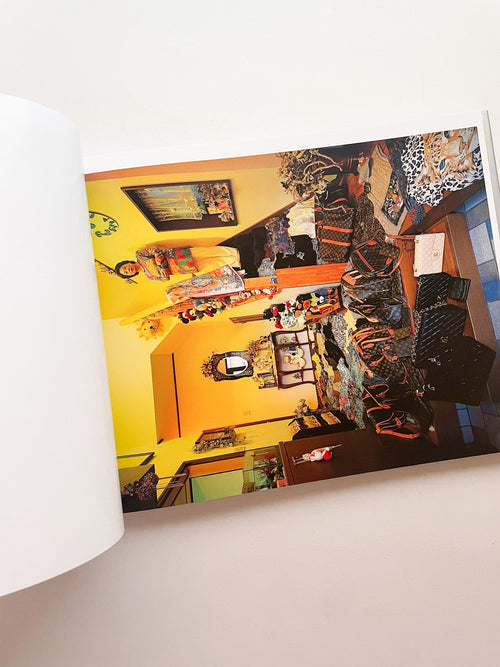 HAPPY VICTIMS / Kyoichi Tsuzuki [SIGNED]