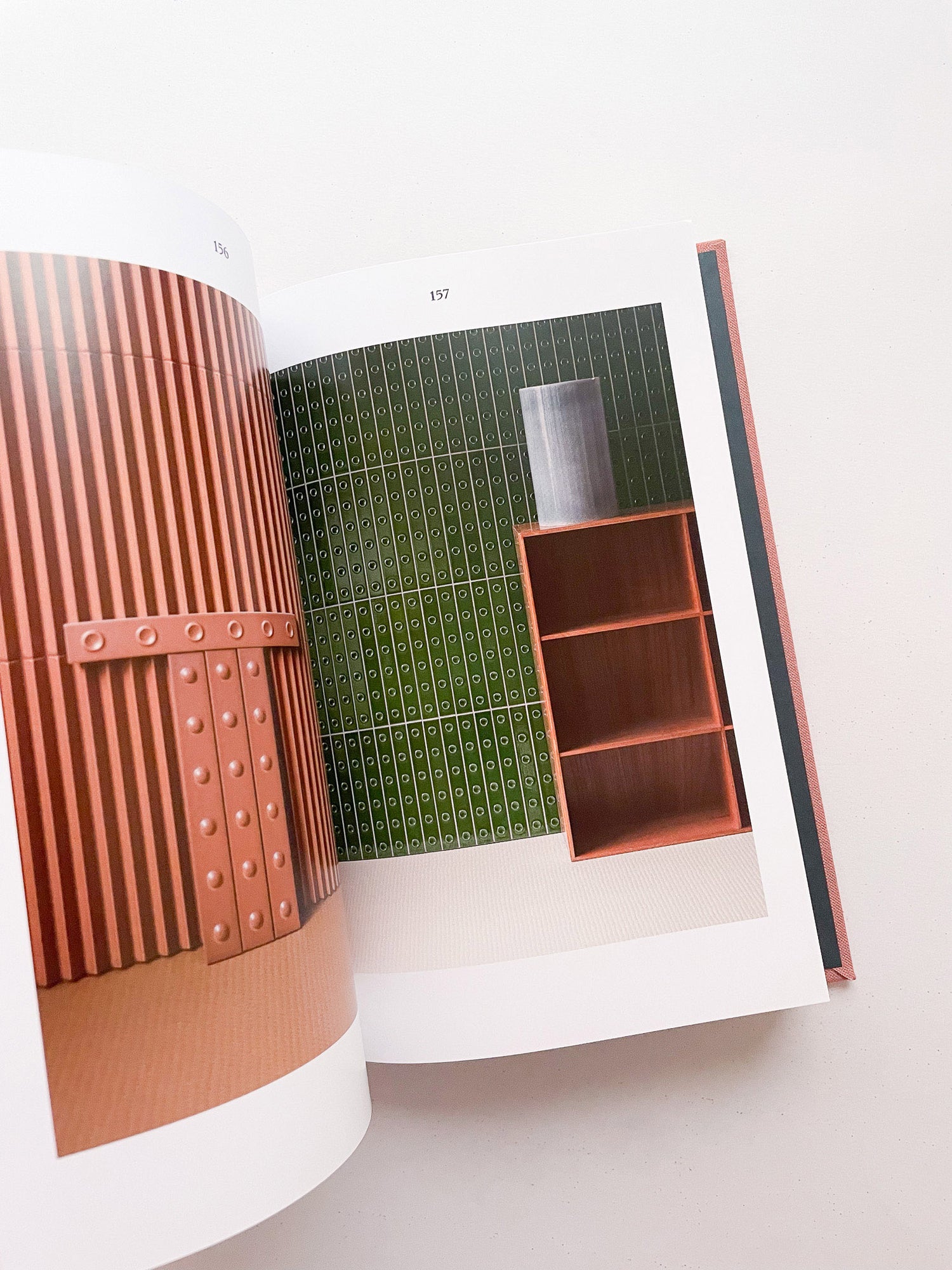 MUT 7 - THE SOUND OF MY LEFT HAND / Ronan Bouroullec