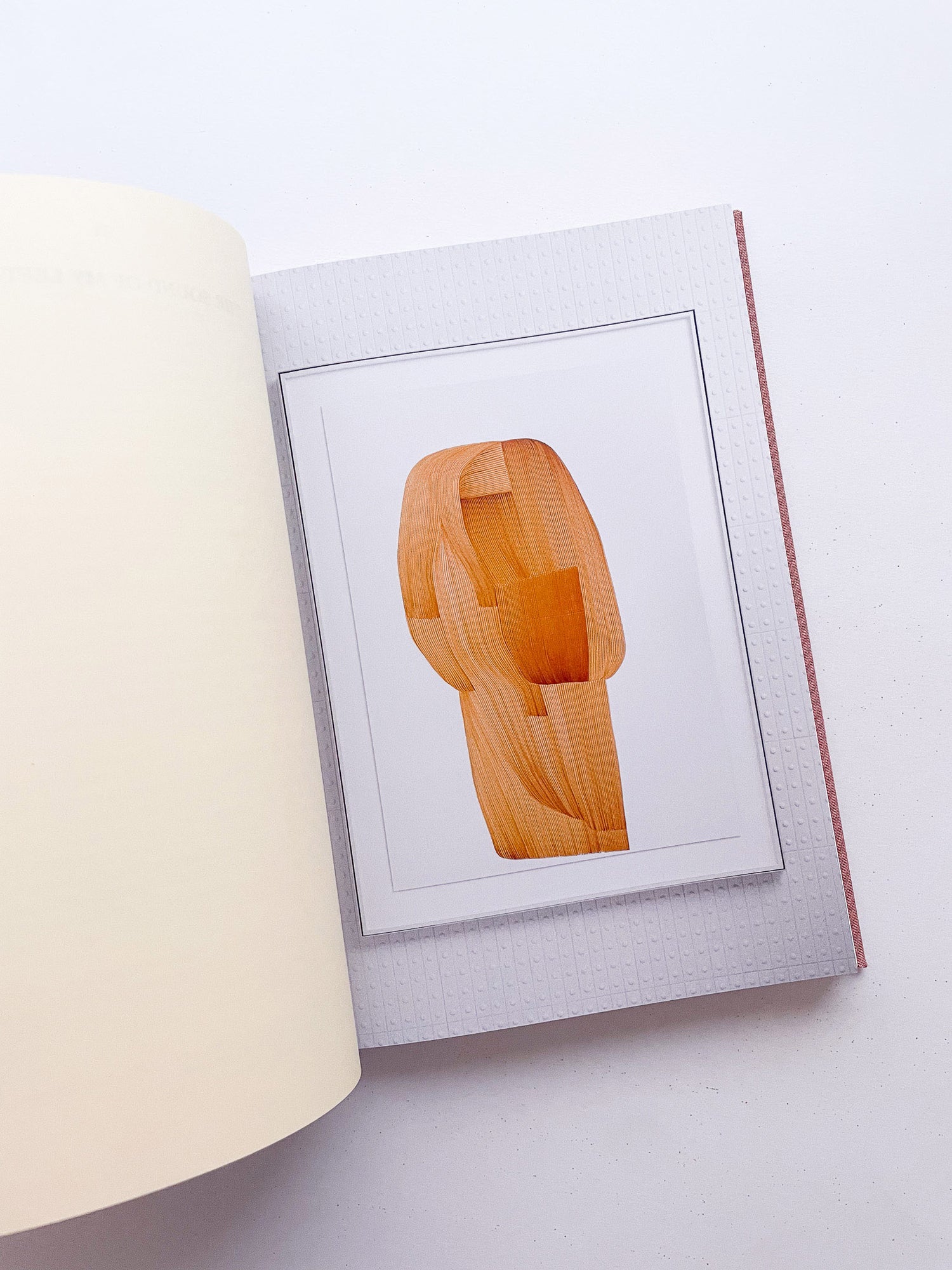 MUT 7 - THE SOUND OF MY LEFT HAND / Ronan Bouroullec