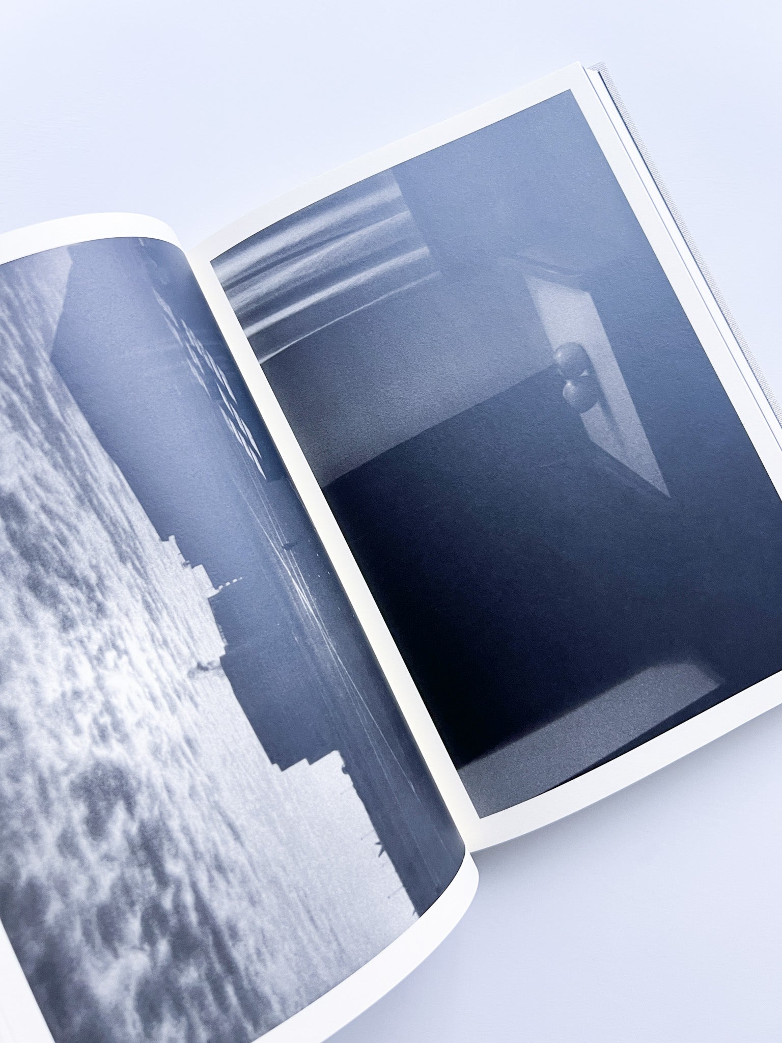 Lirio / Sakiko Nomura [SIGNED] - 本屋青旗 Ao-Hata Bookstore
