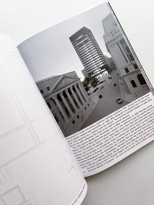 MIES IN LONDON / Mies van der Rohe [SOFTCOVER]