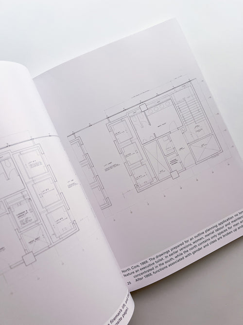 MIES IN LONDON / Mies van der Rohe [SOFTCOVER]