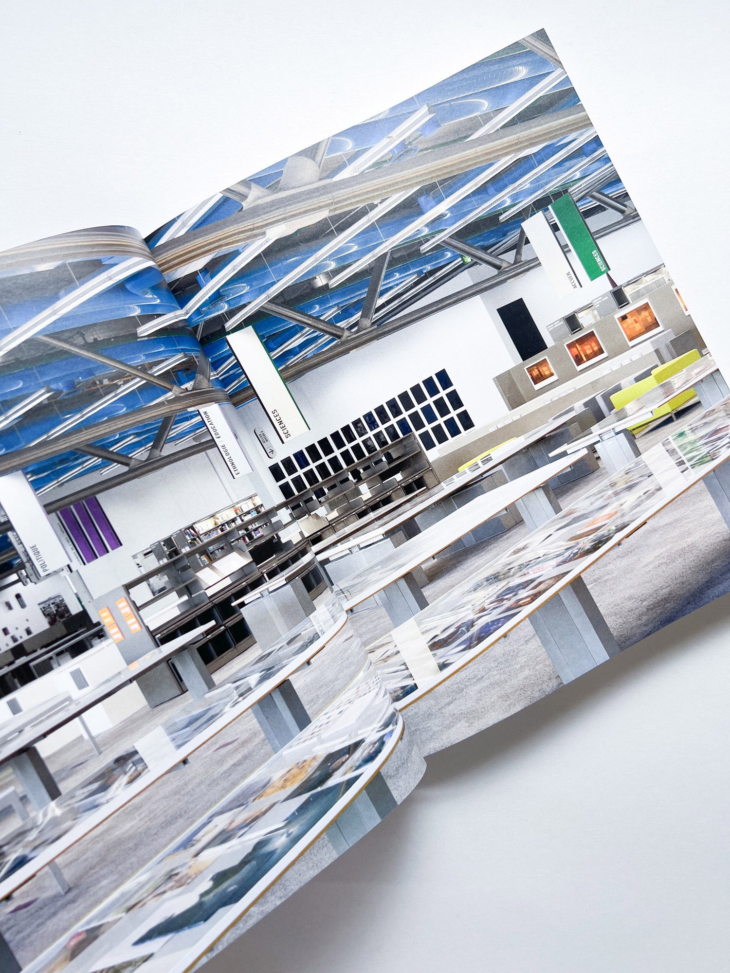 NOTHING COULD HAVE PREPARED US – EVERYTHING COULD HAVE PREPARED US / Wolfgang Tillmans