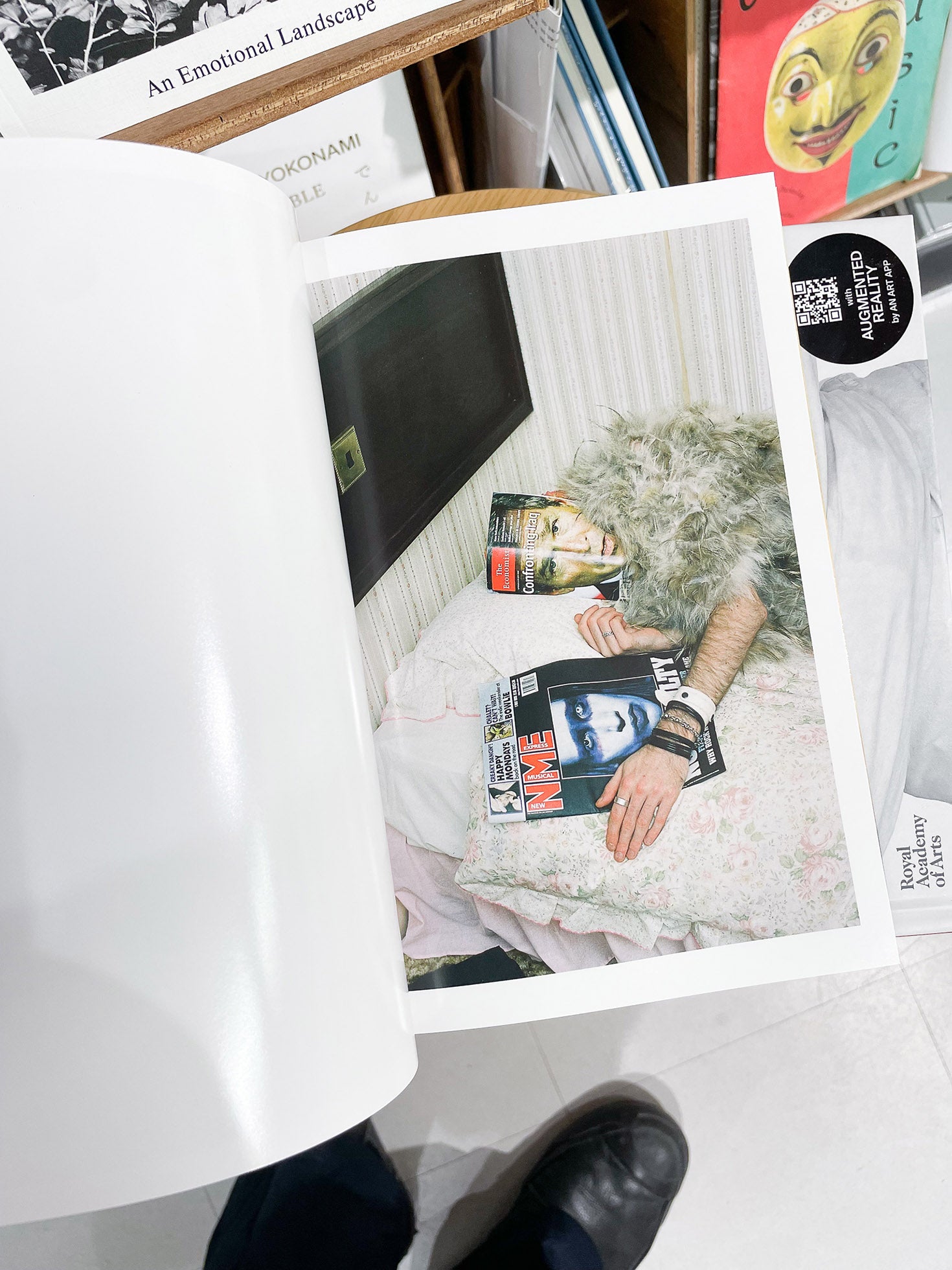 CONOR DONLON / Wolfgang Tillmans