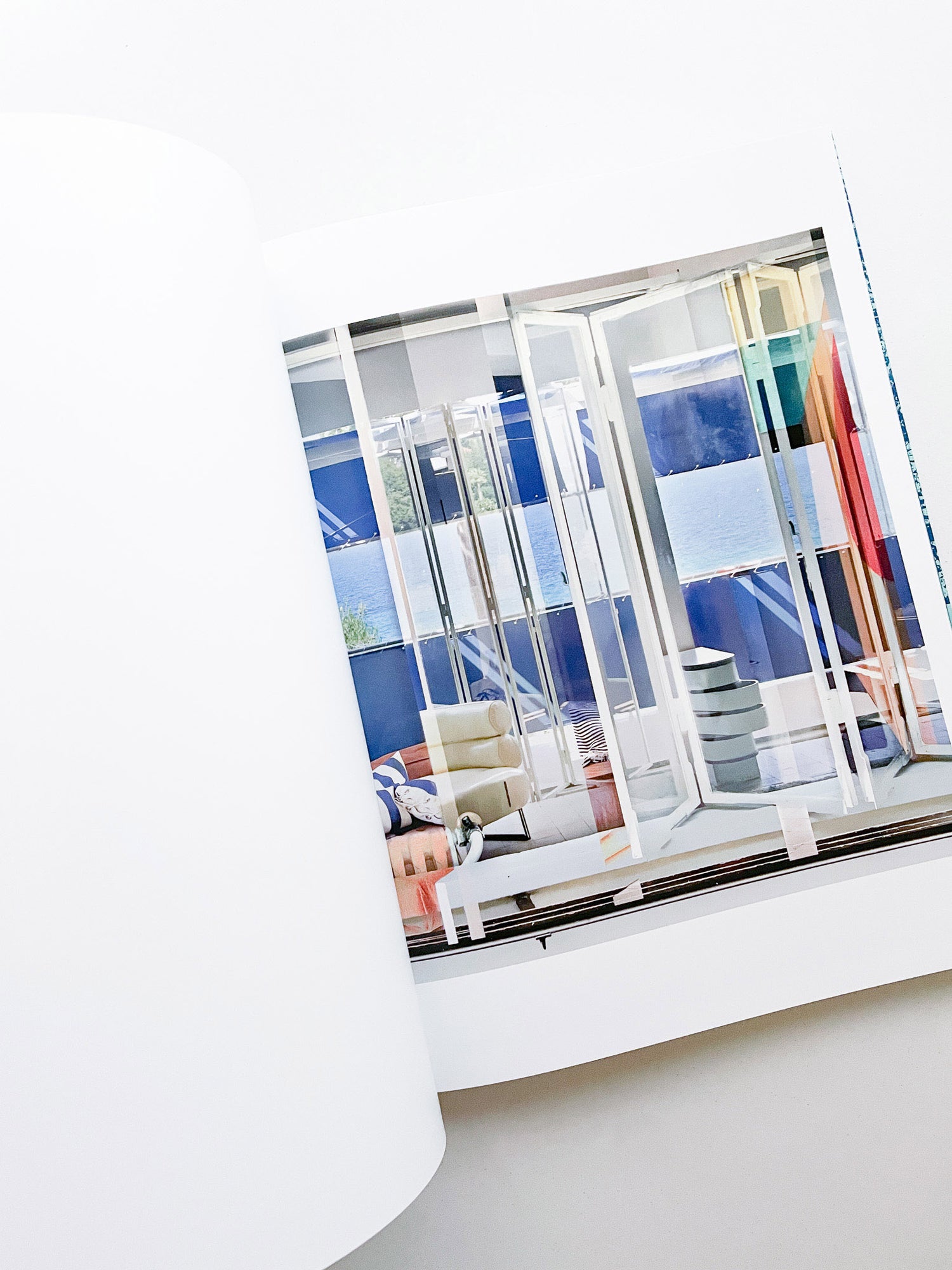 EILEEN GRAY / LE CORBUSIER [E1027+123] / Stéphane Couturier