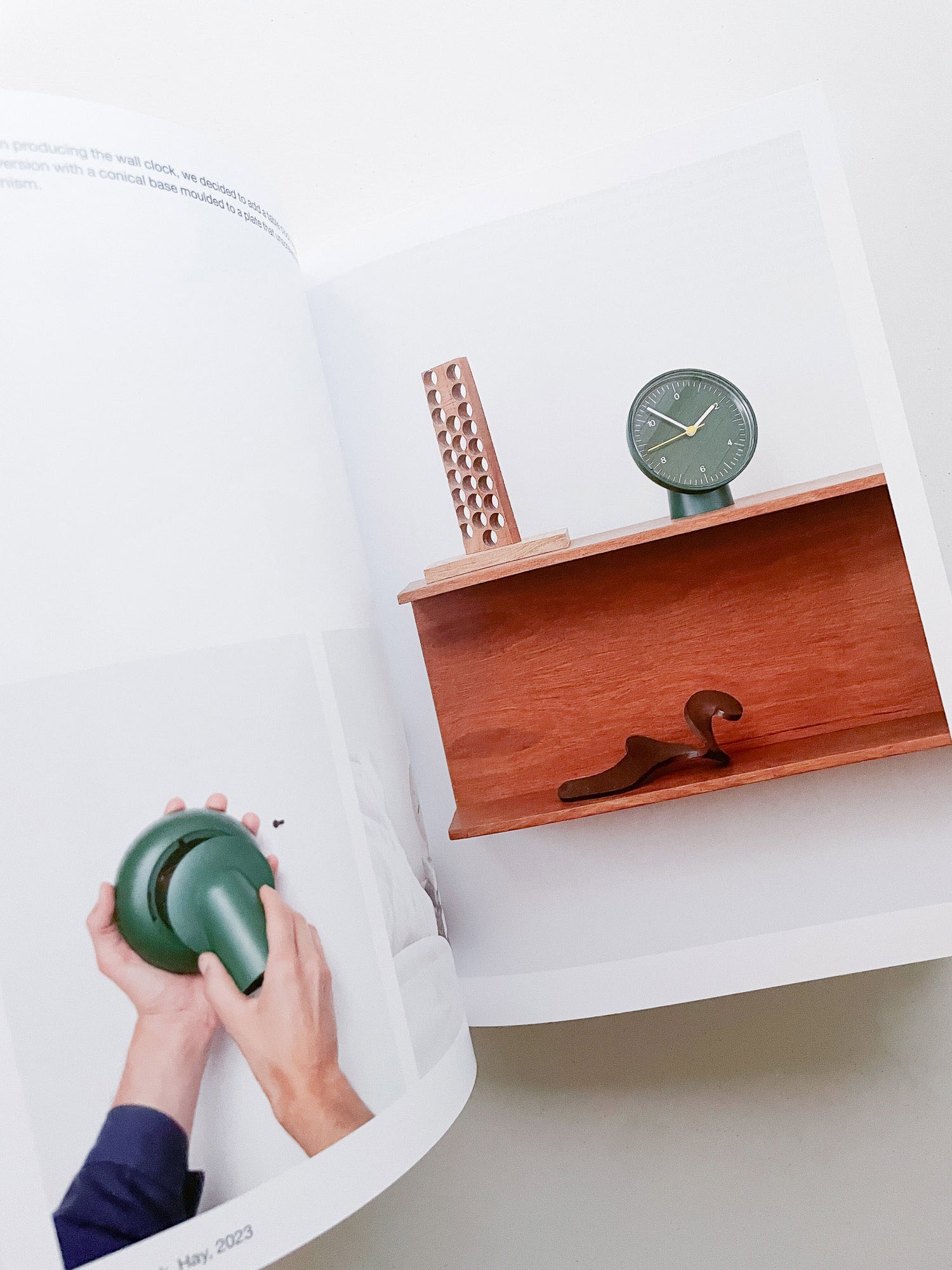 A BOOK OF THINGS / Jasper Morrison