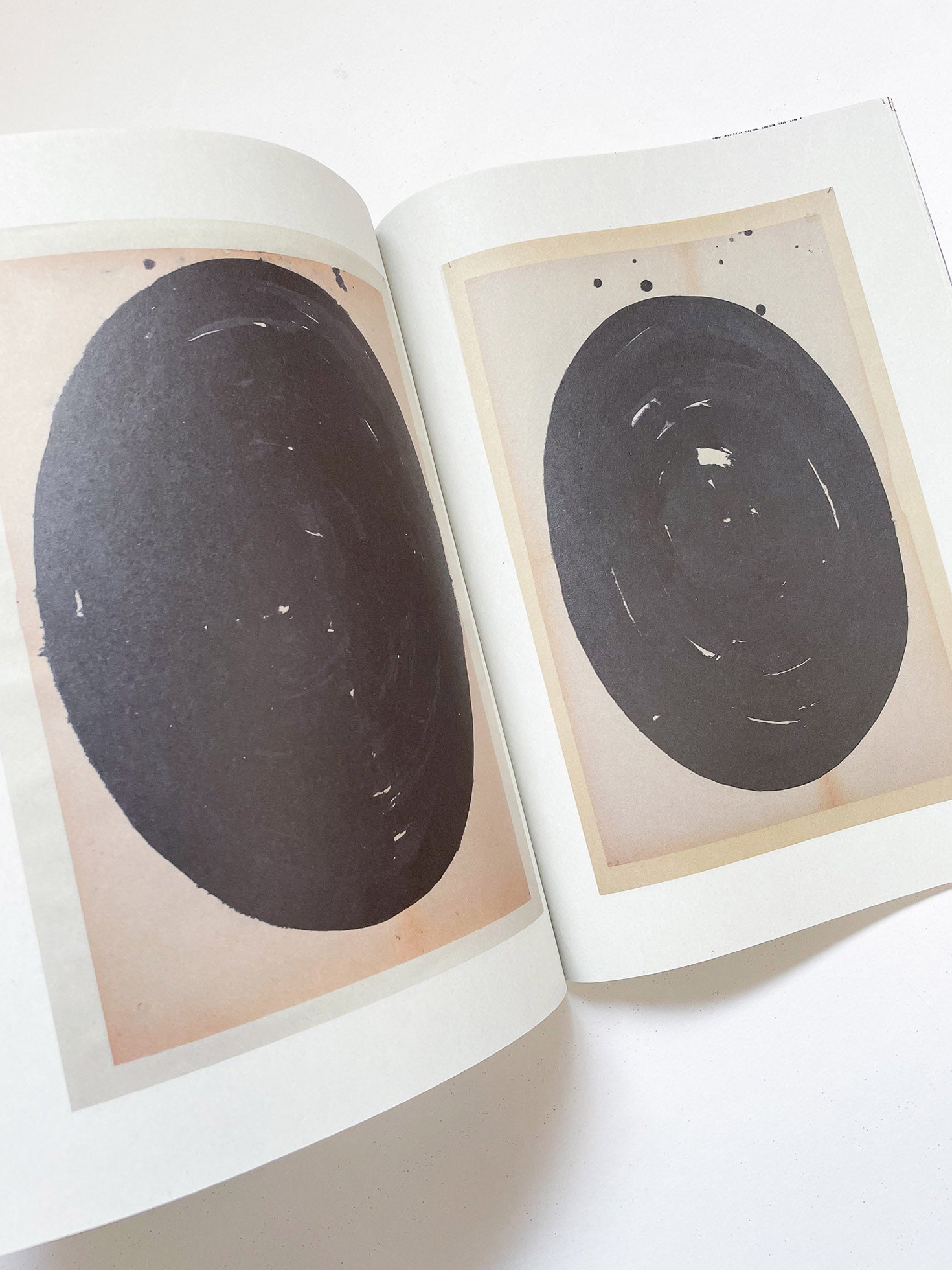 立花文穂展 印象 IT'S ONLY A PAPER MOON（球体11号）/ Fumio Tachibana