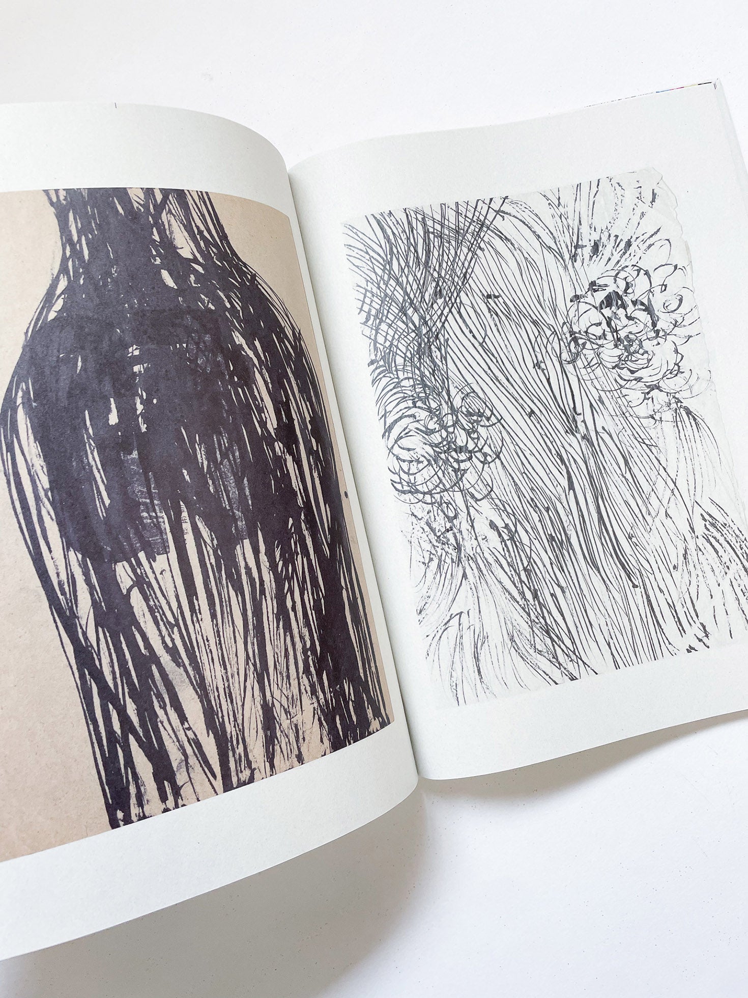 立花文穂展 印象 IT'S ONLY A PAPER MOON（球体11号）/ Fumio Tachibana