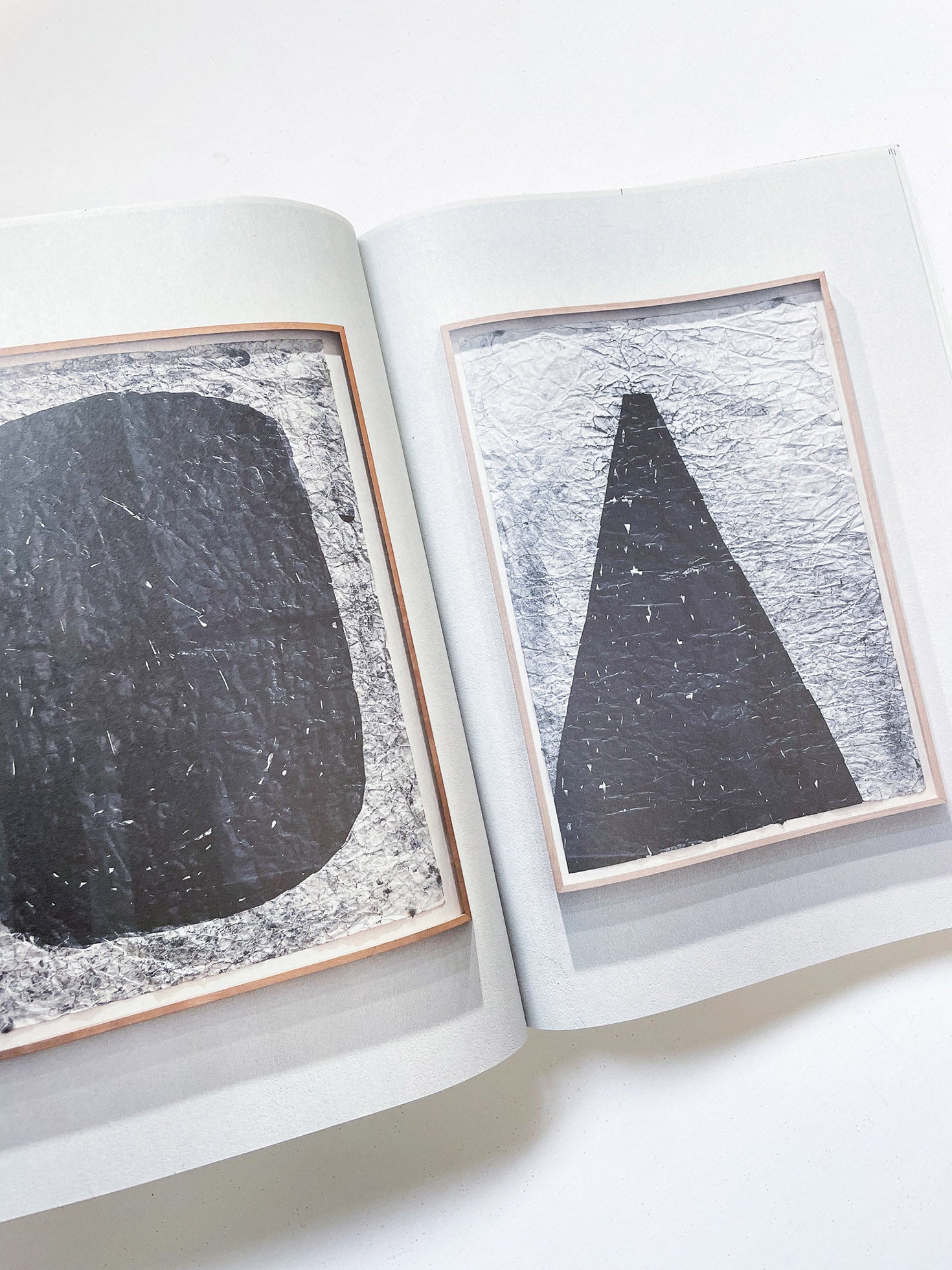 立花文穂展 印象 IT'S ONLY A PAPER MOON（球体11号）/ Fumio Tachibana