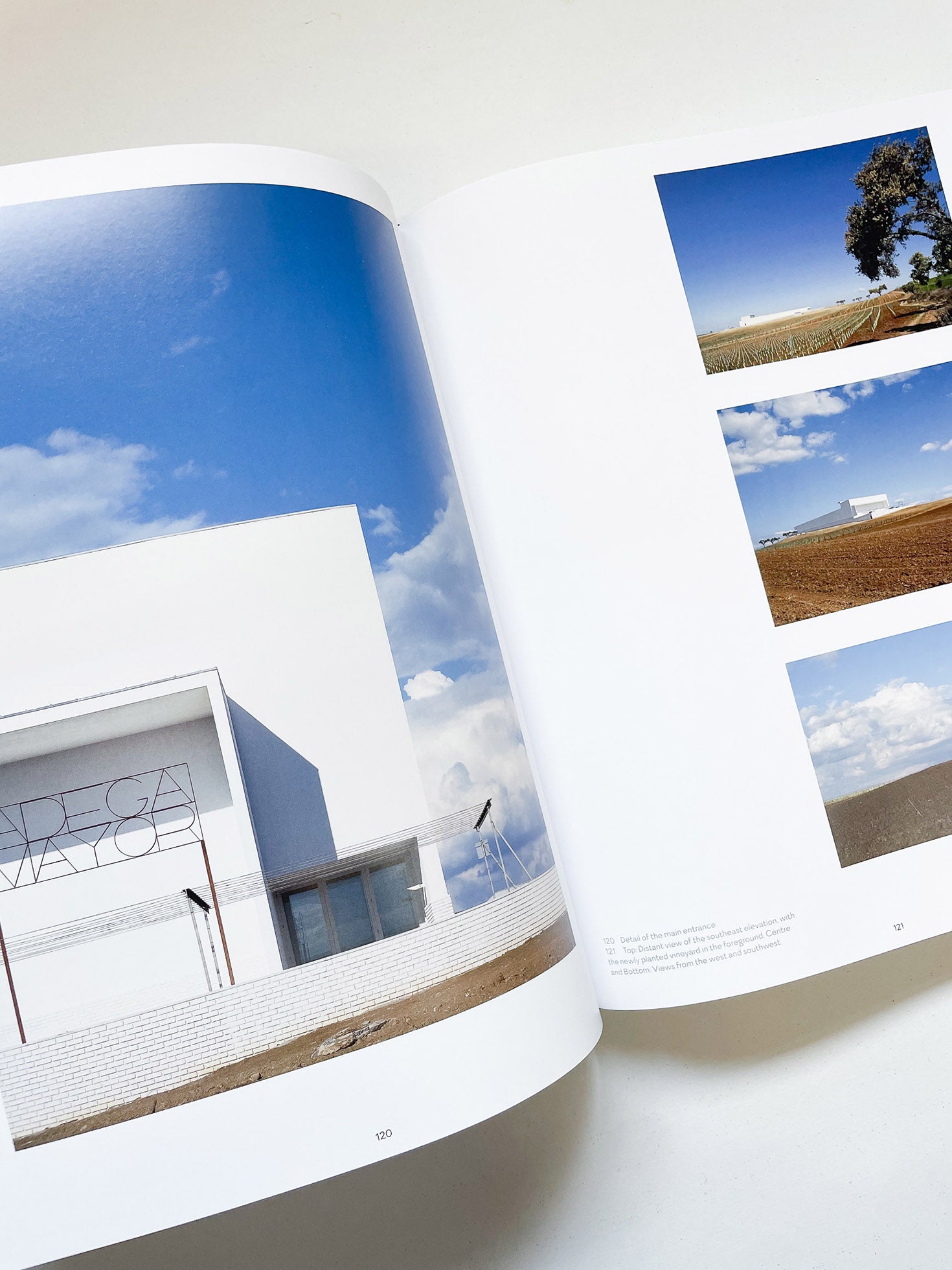 Before / After / Álvaro Siza