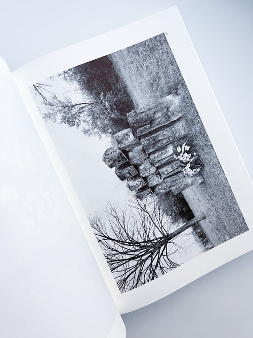 Memorials / Jan Kempenaers