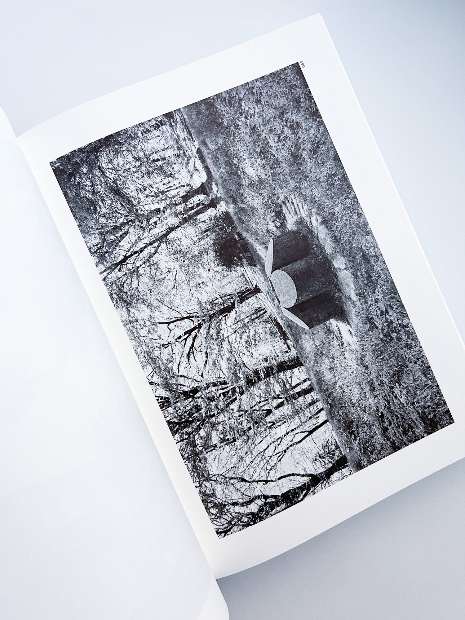 Memorials / Jan Kempenaers