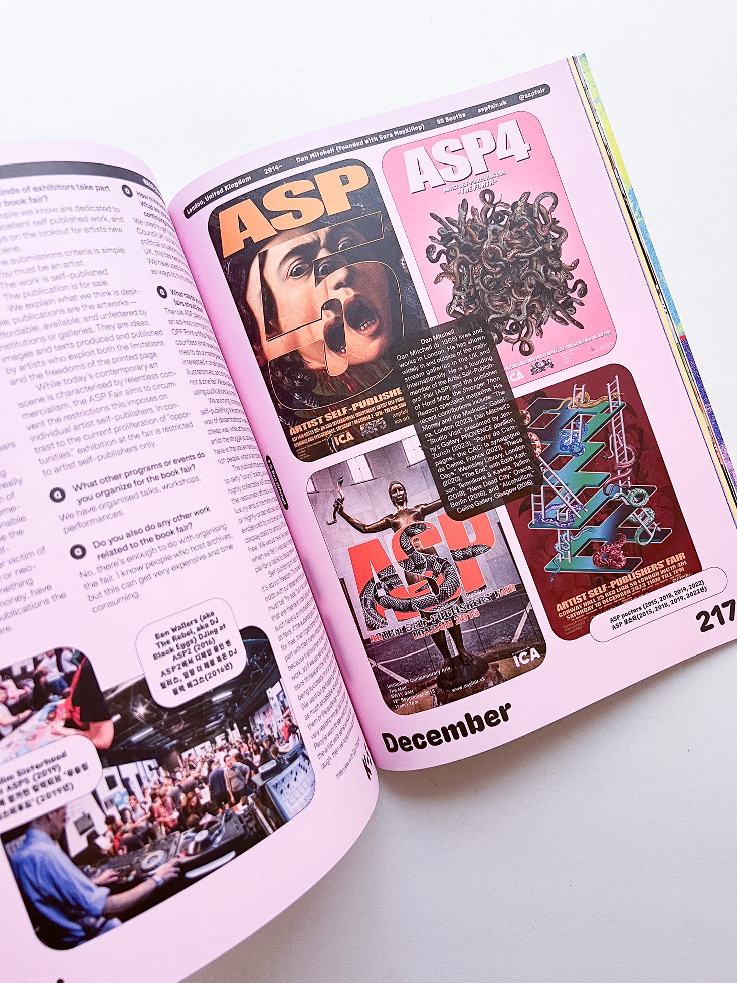 GRAPHIC 51 Art Book Fair Now