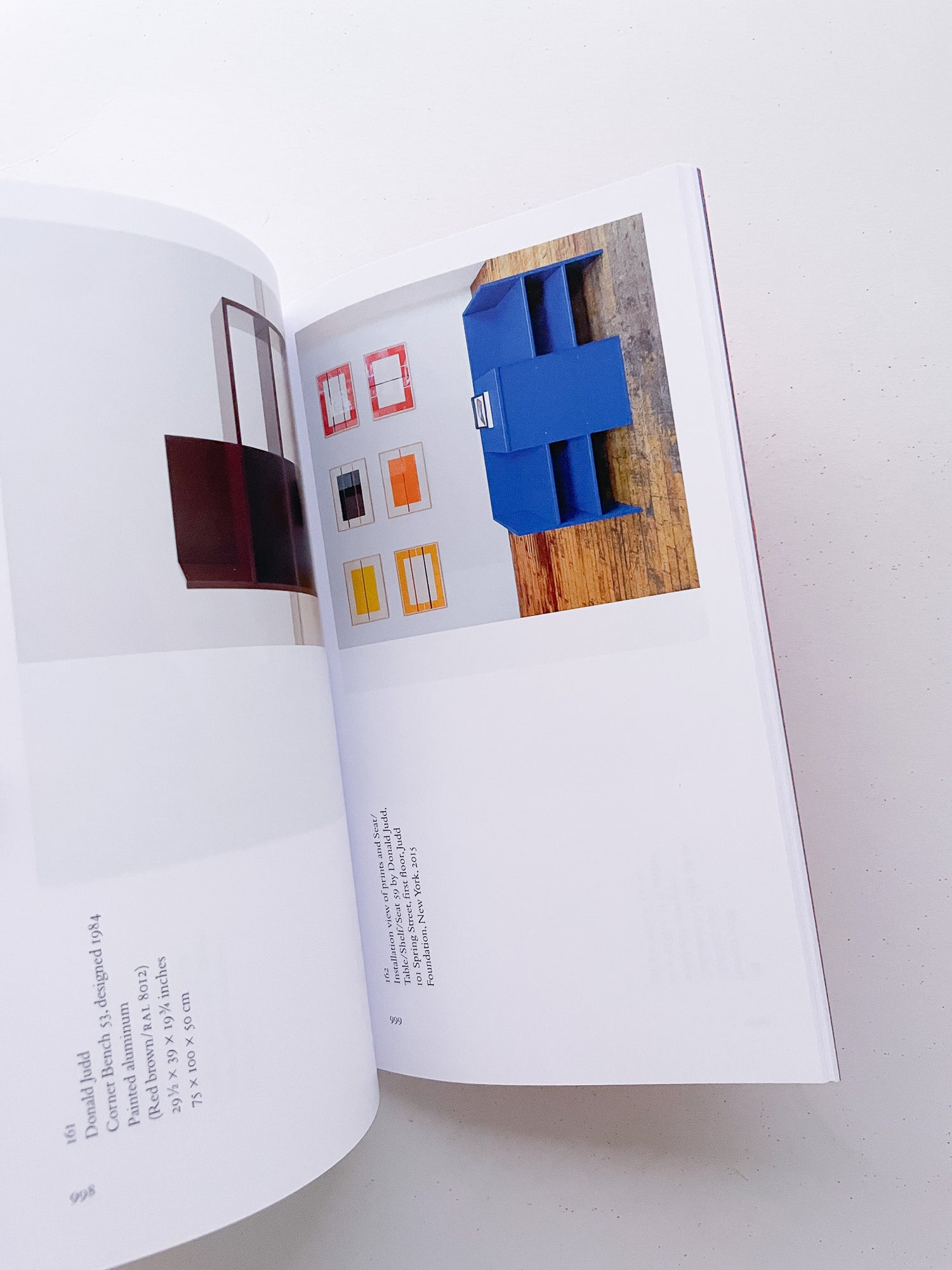 DONALD JUDD WRITINGS / Donald Judd