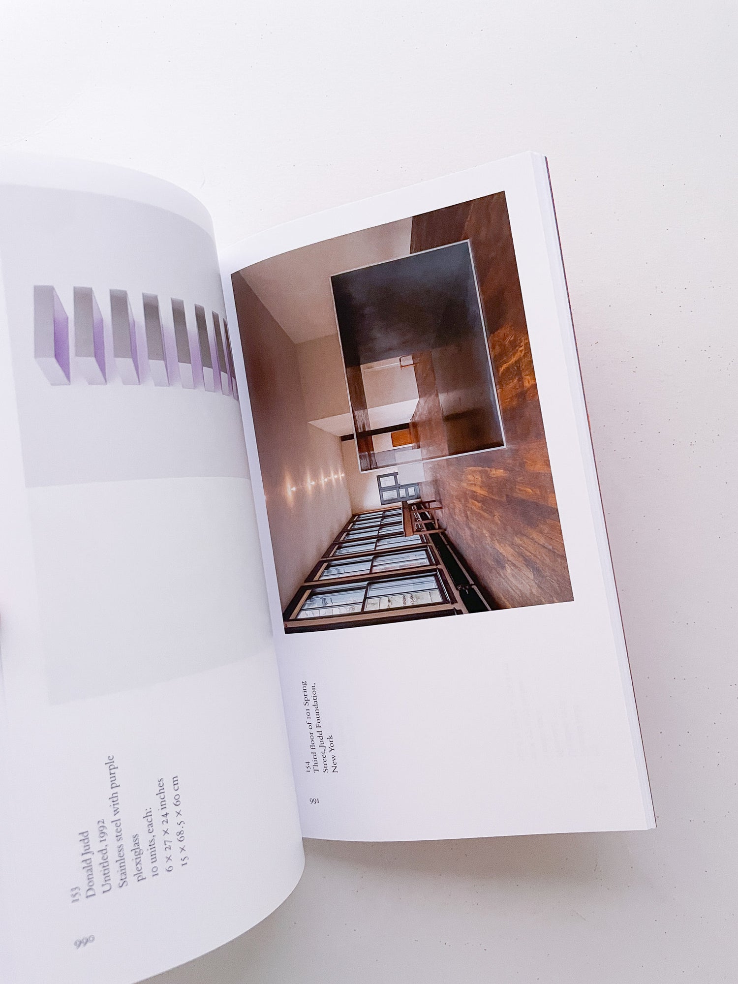 DONALD JUDD WRITINGS / Donald Judd