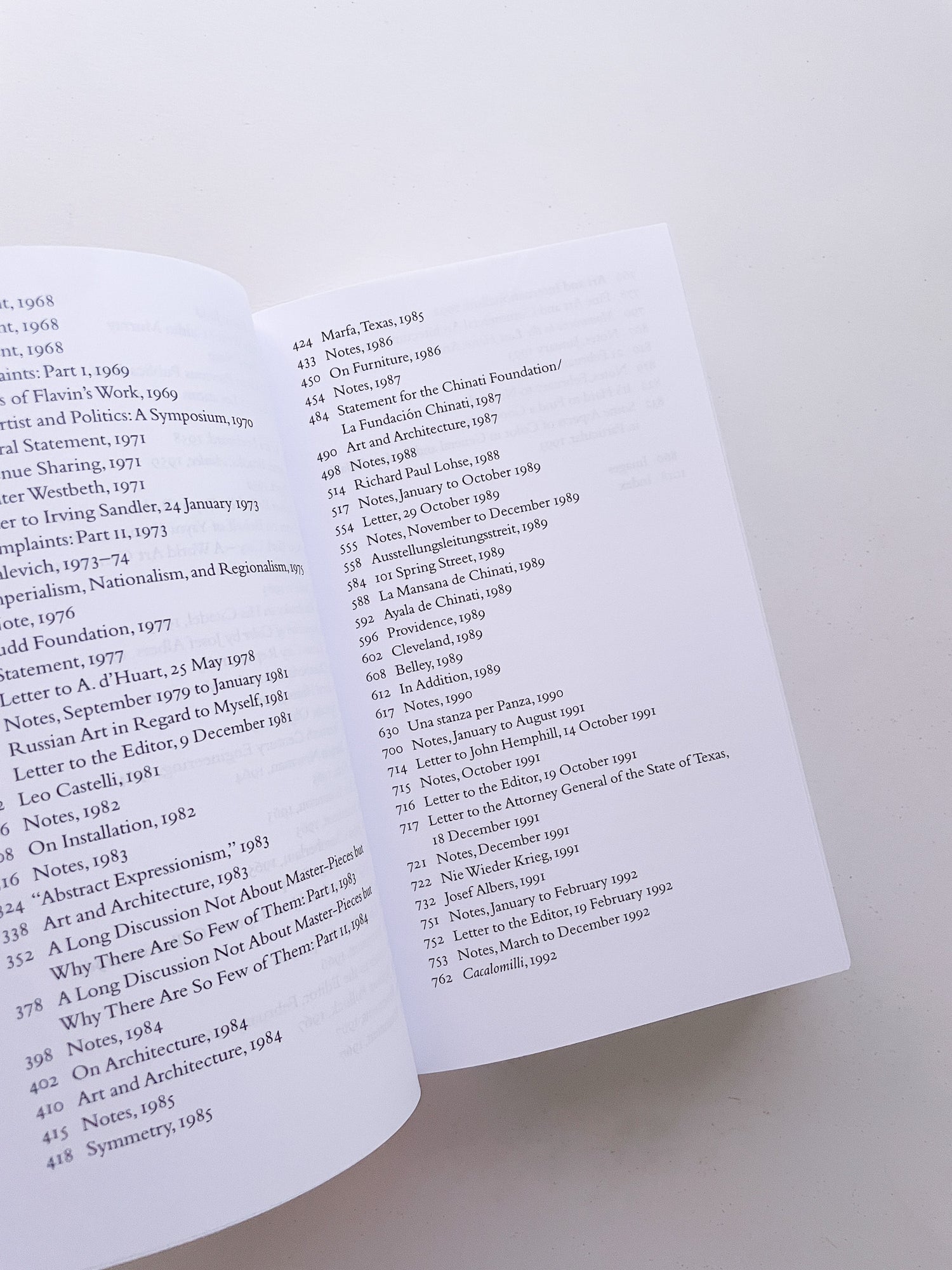 DONALD JUDD WRITINGS / Donald Judd