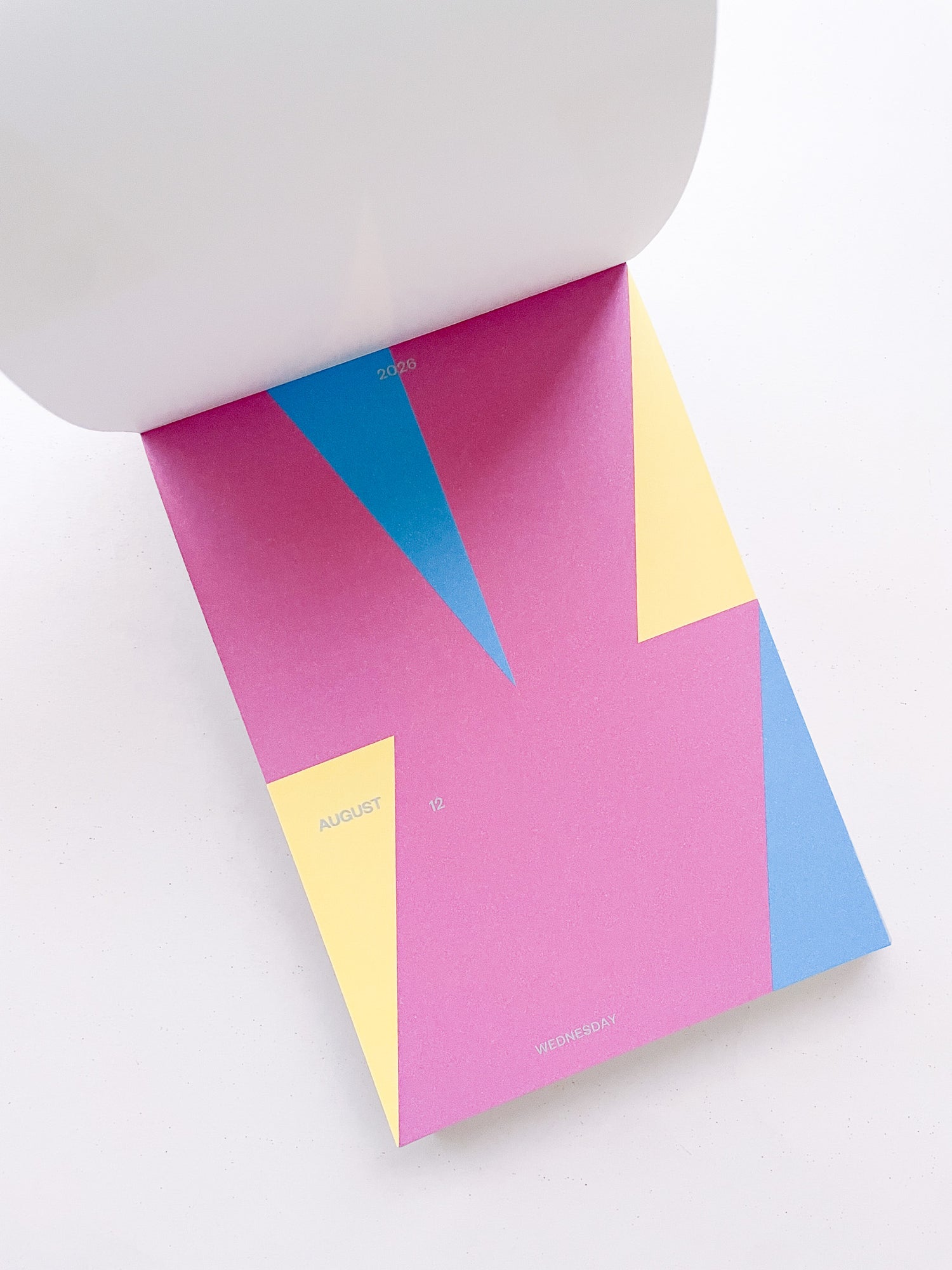 PAGE-A-DAY CALENDAR 2026 / Damien Poulain