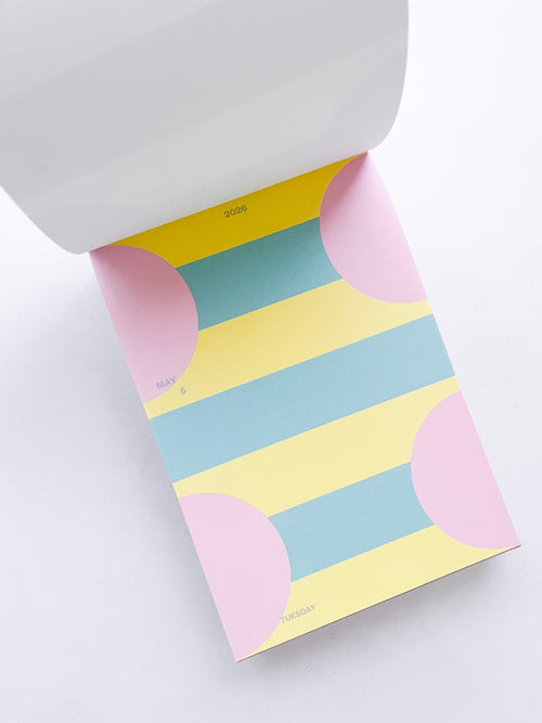 PAGE-A-DAY CALENDAR 2026 / Damien Poulain