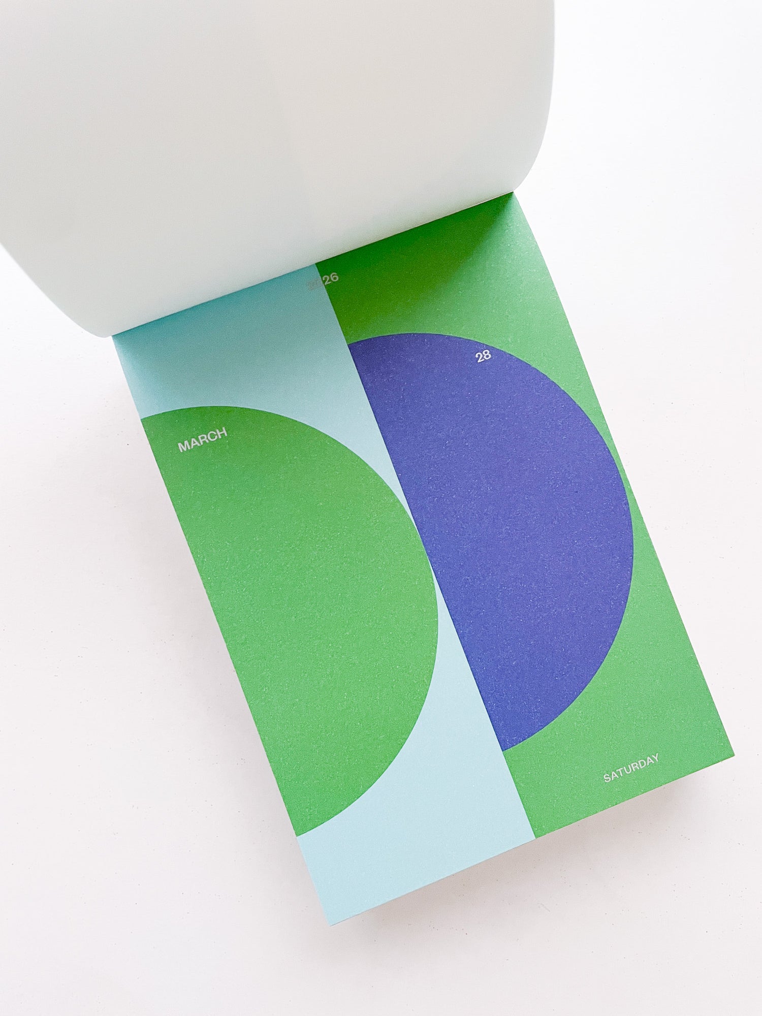 PAGE-A-DAY CALENDAR 2026 / Damien Poulain