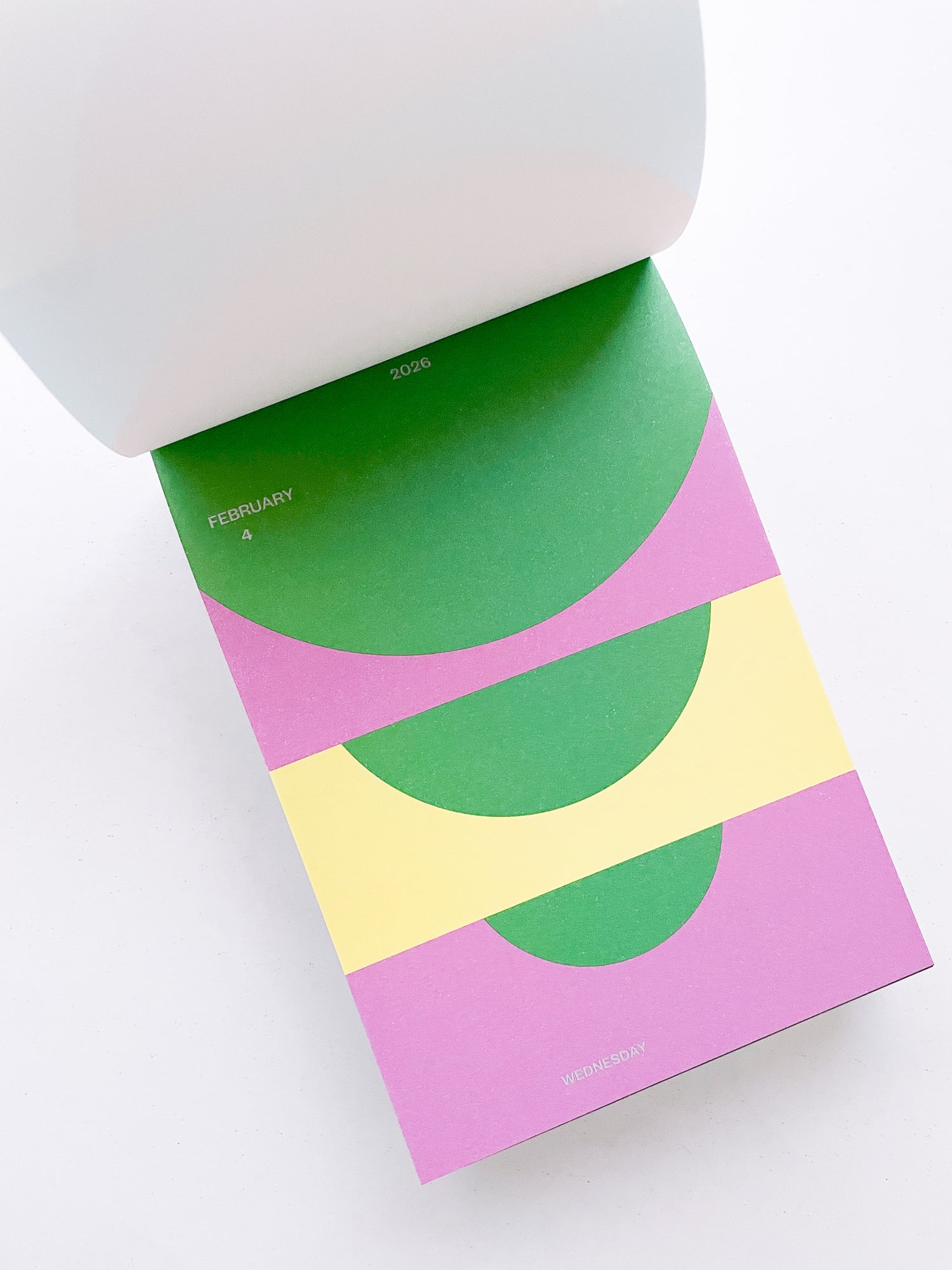 PAGE-A-DAY CALENDAR 2026 / Damien Poulain