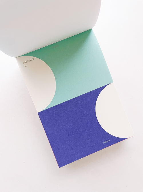 PAGE-A-DAY CALENDAR 2026 / Damien Poulain