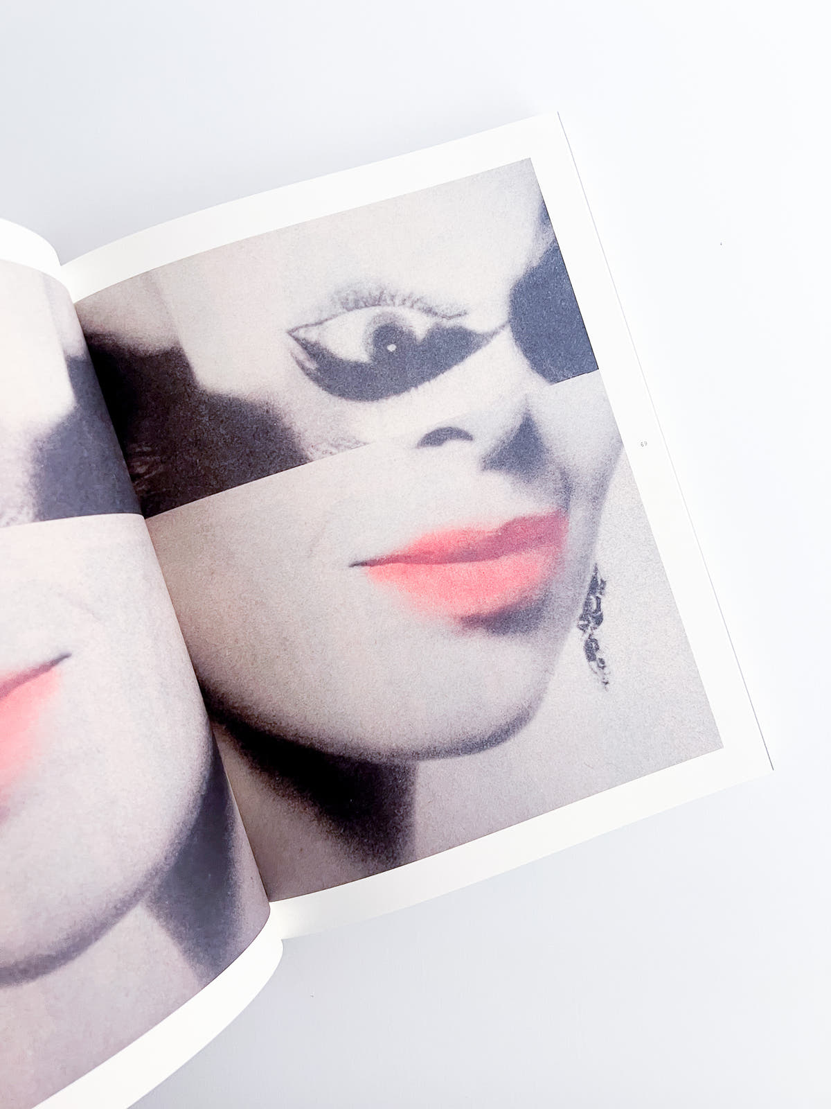 APOPHENIA VOLUME 03: In Medias Res / Julie Wolfe