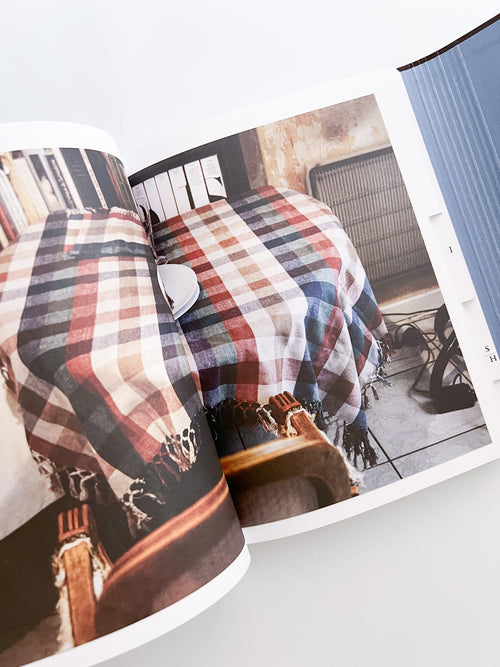 Catalogue raisonné of the unfinished / Sophie Calle