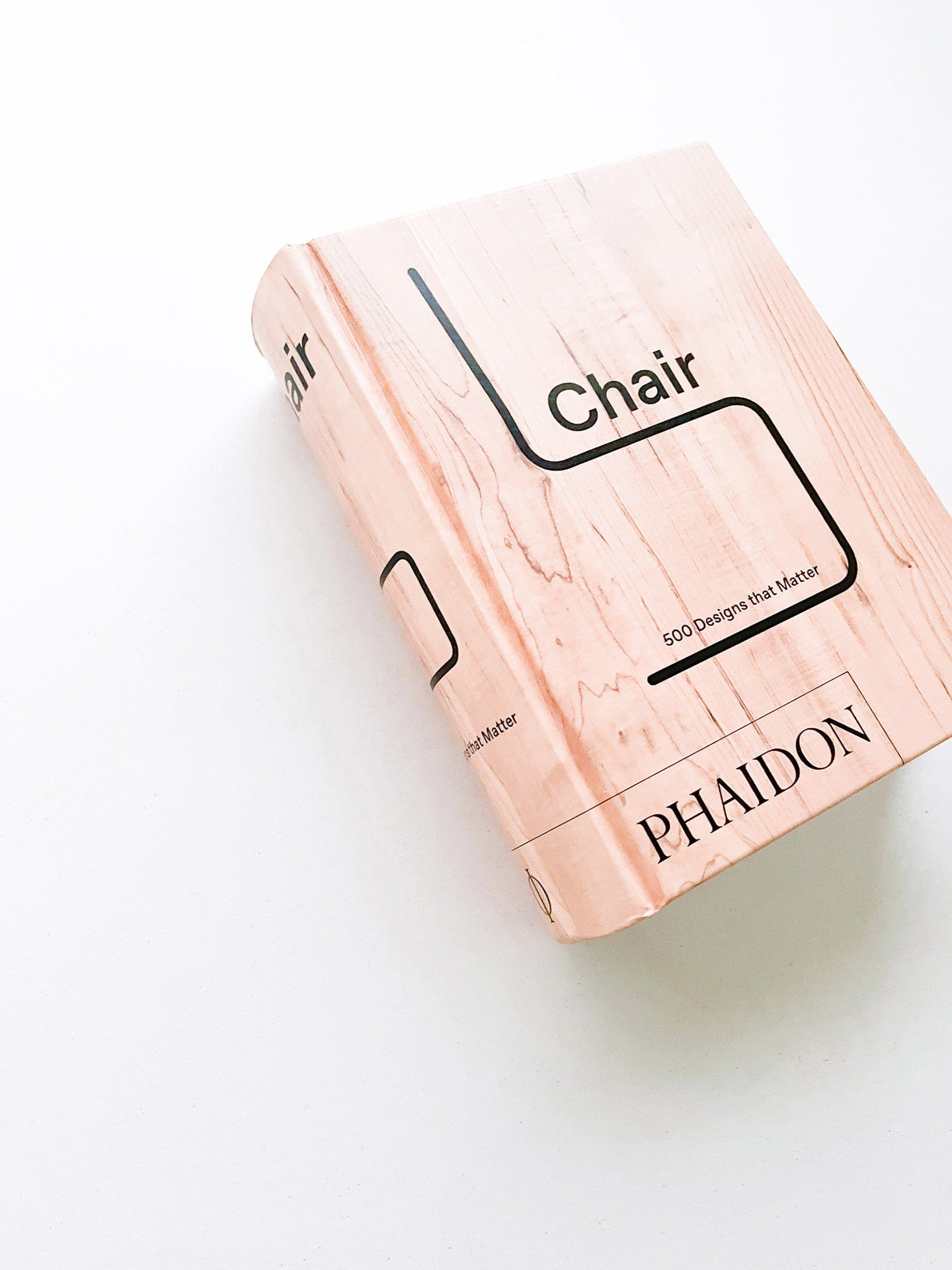 Chair: 500 Designs that Matter