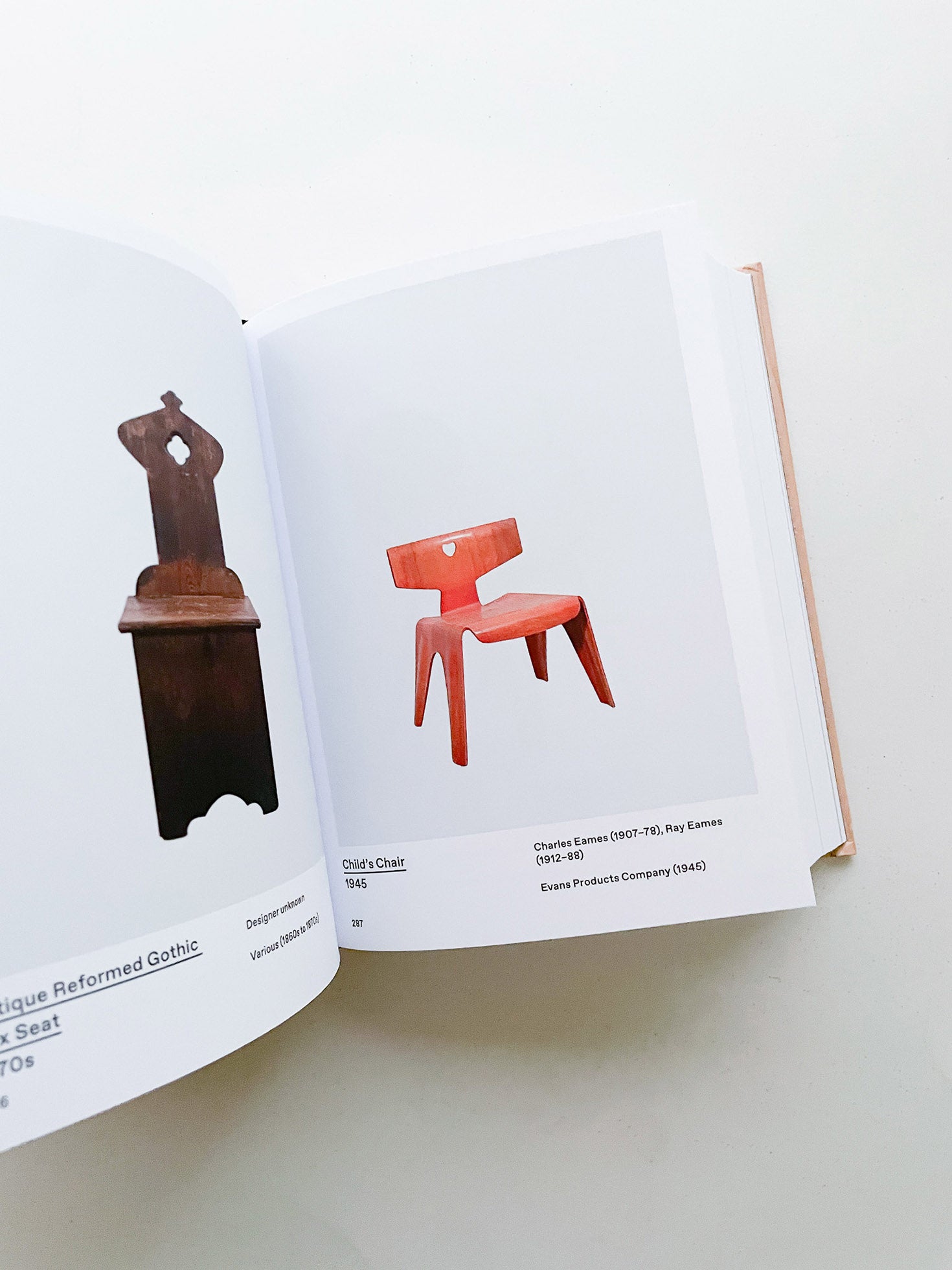 Chair: 500 Designs that Matter