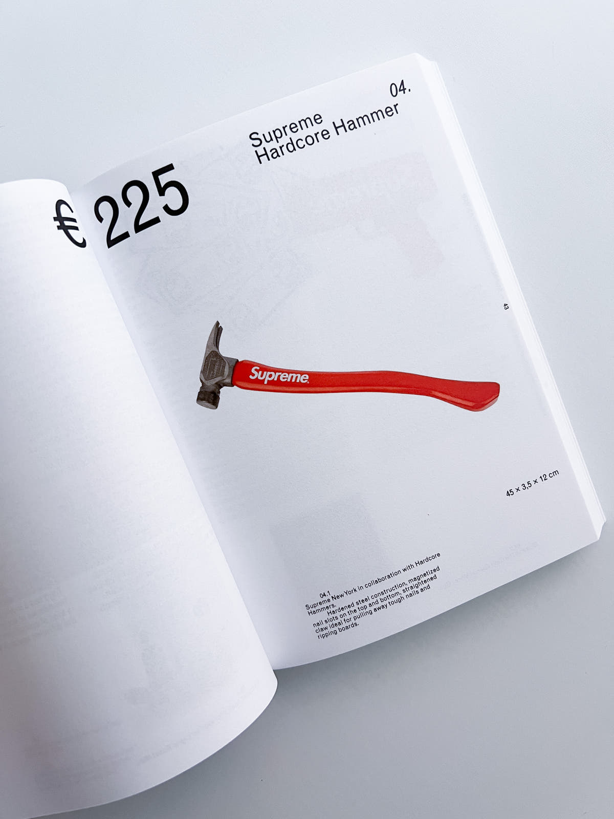 OBJECT-ORIENTED IDENTITY: CULTURAL BELONGINGS FROM OUR RECENT PAST / Zsofia Kollar [SECOND REVISED EDITION]