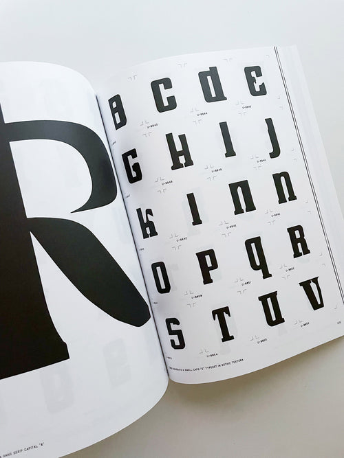 Archeology of Consequent Forms (includes Font License) / Orlando Brunner