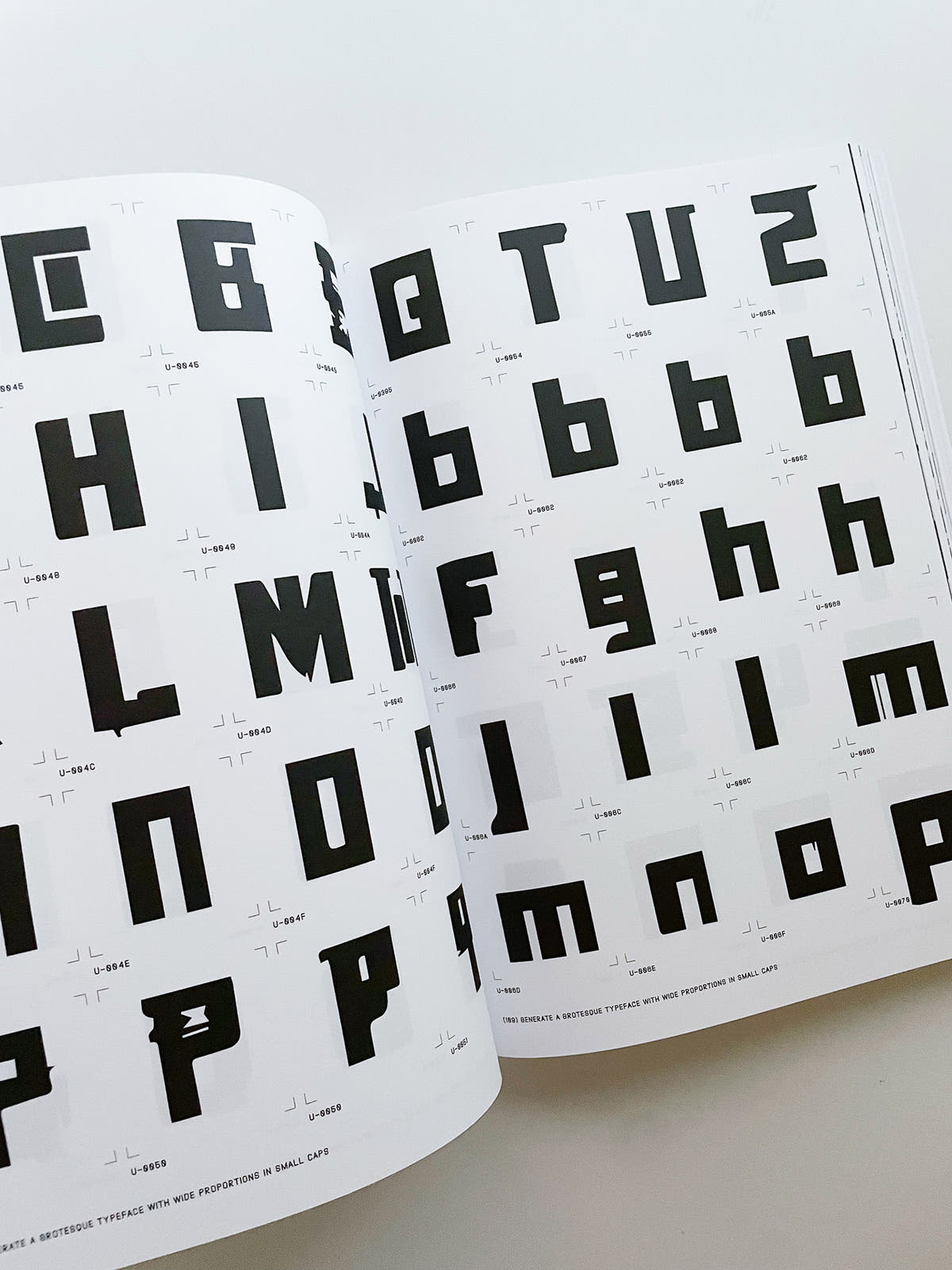 Archeology of Consequent Forms (includes Font License) / Orlando Brunner