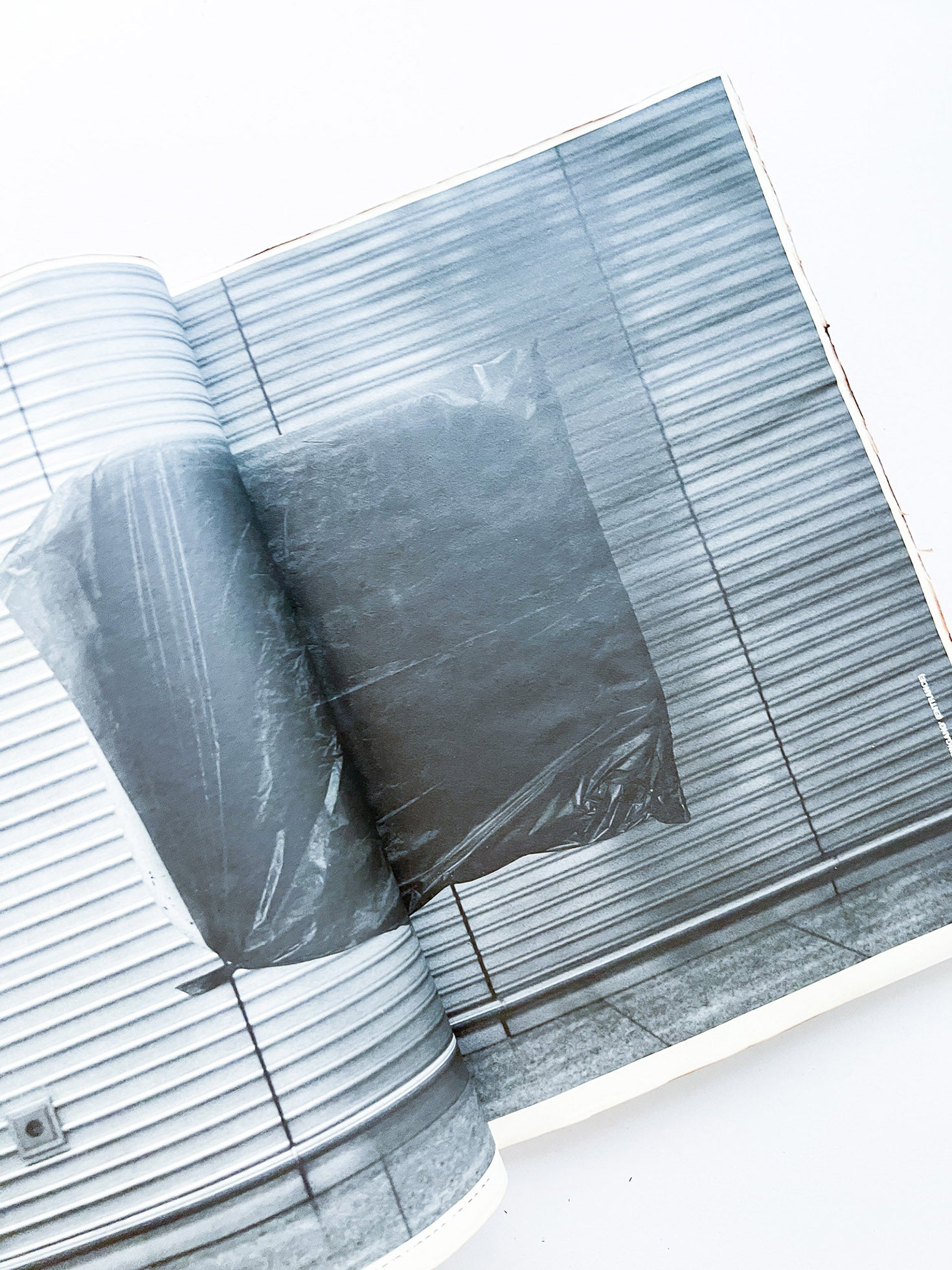 GUERRILLAZINE No.4: Urban Poetry – The Beauty of the Ordinary (2006)