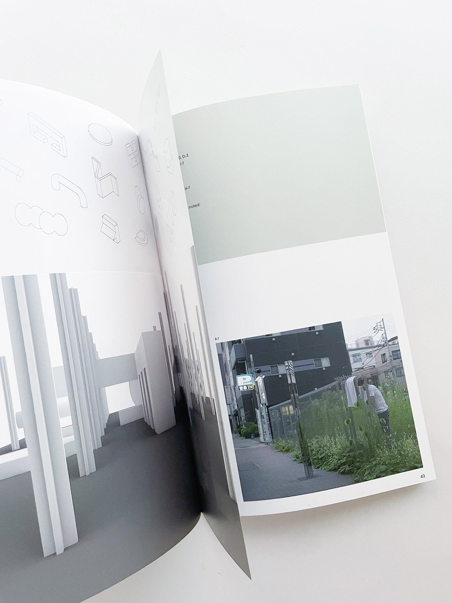 LANDSCAPE GOES DOMESTIC / ULTRA STUDIO