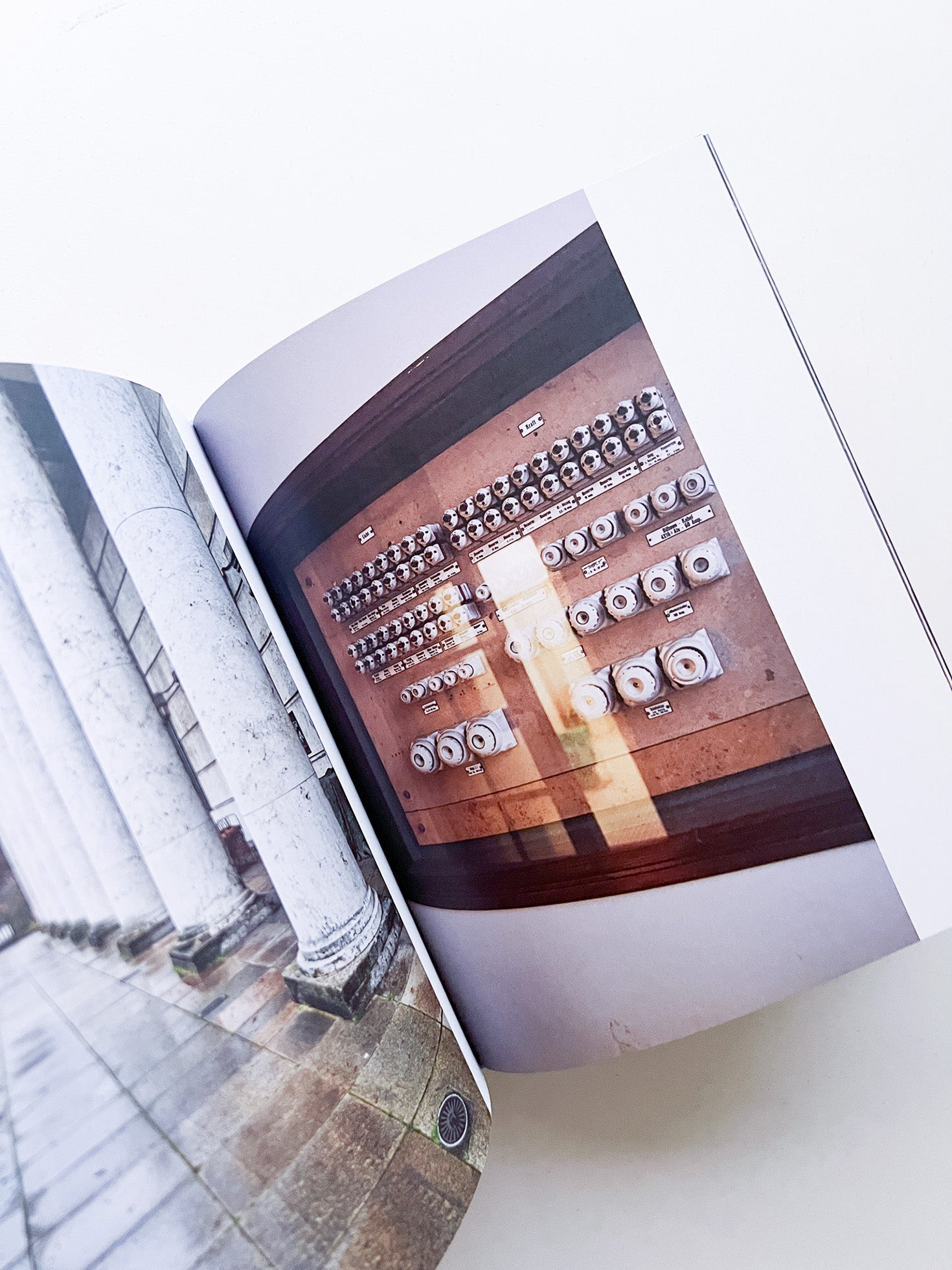 VOICES / Philippe Parreno