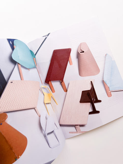 OBJECTS IN DIALOG / Shane Schneck