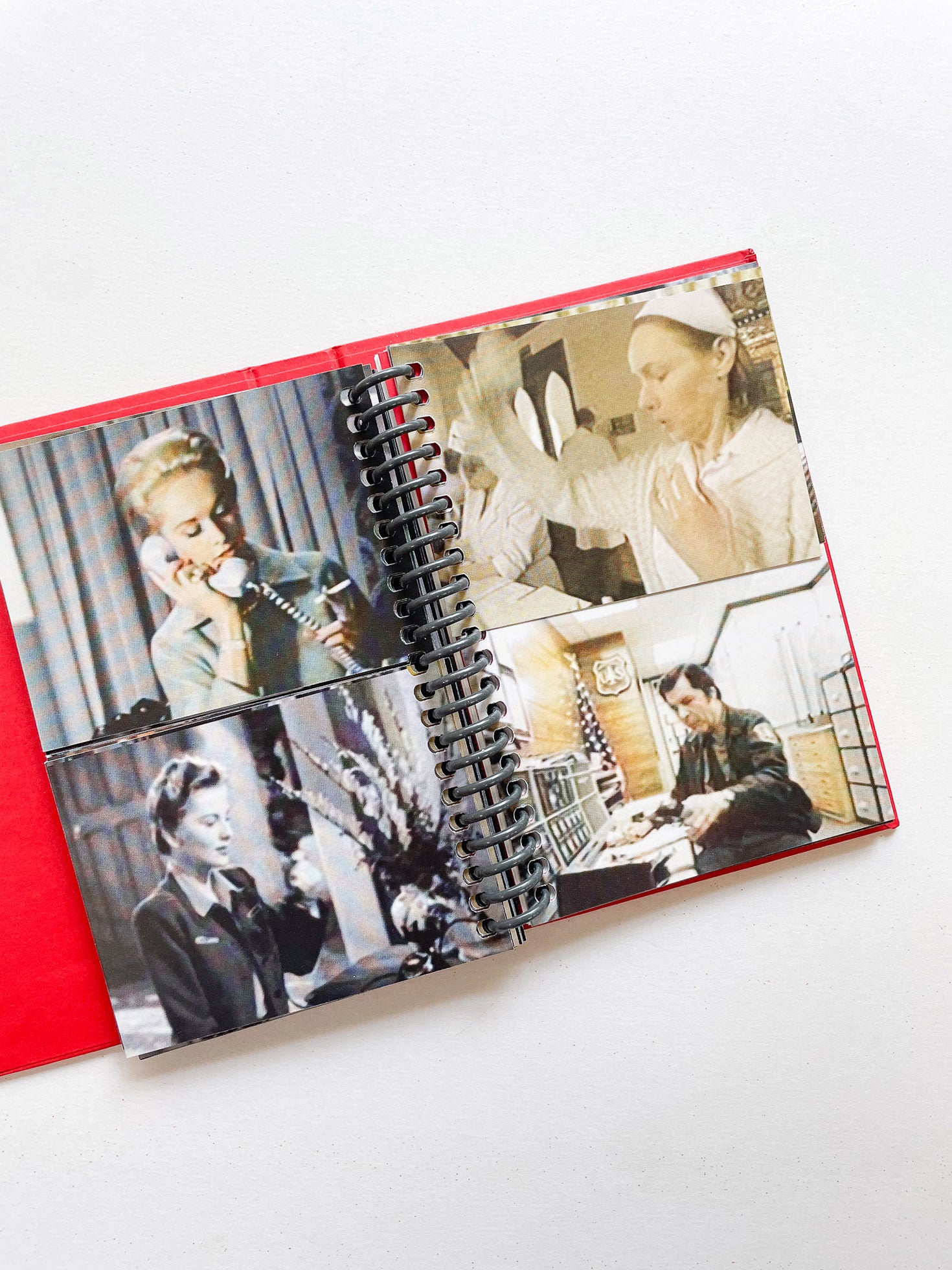 TELEPHONES / Christian Marclay