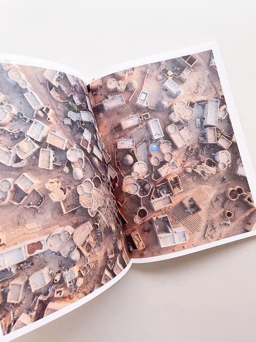 MOMENTS IN ARCHITECTURE / Iwan Baan