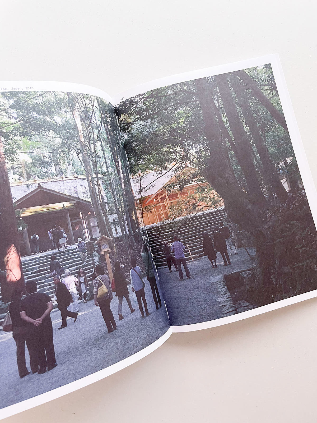 MOMENTS IN ARCHITECTURE / Iwan Baan