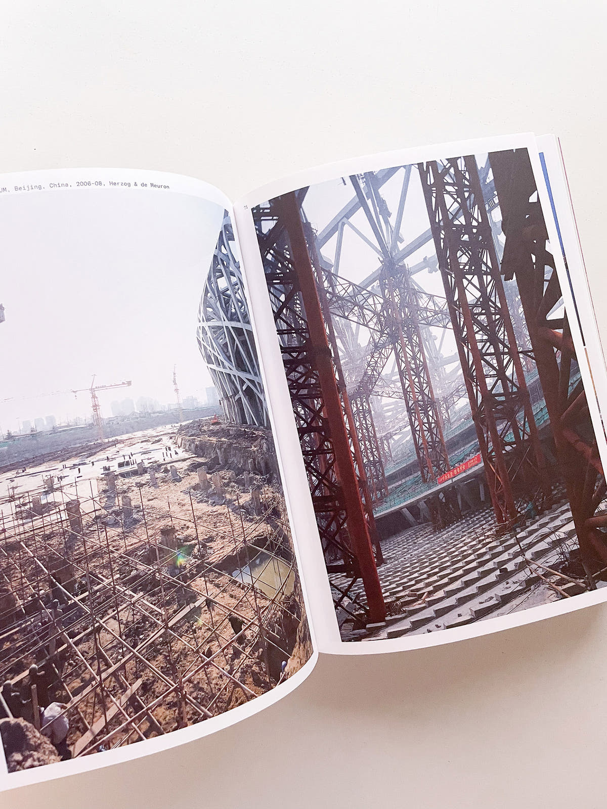 MOMENTS IN ARCHITECTURE / Iwan Baan