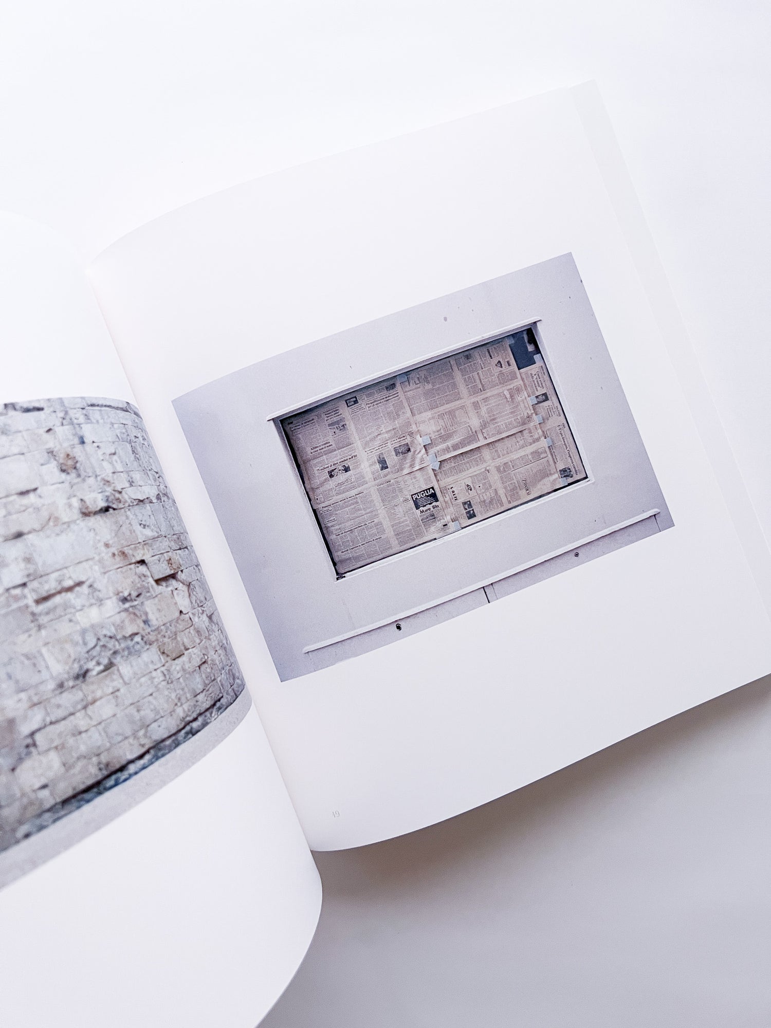 PUGLIA. TRA ALBE E TRAMONTI / Luigi Ghirri