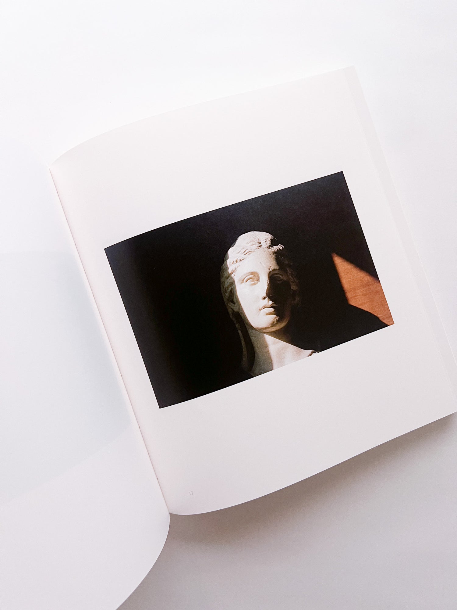 PUGLIA. TRA ALBE E TRAMONTI / Luigi Ghirri