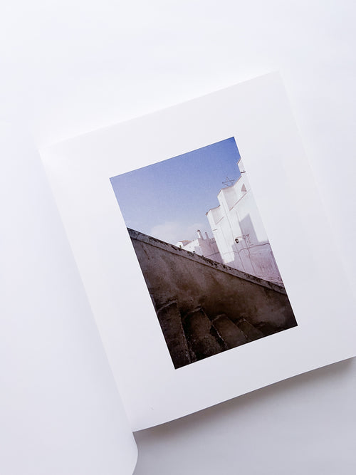 PUGLIA. TRA ALBE E TRAMONTI / Luigi Ghirri